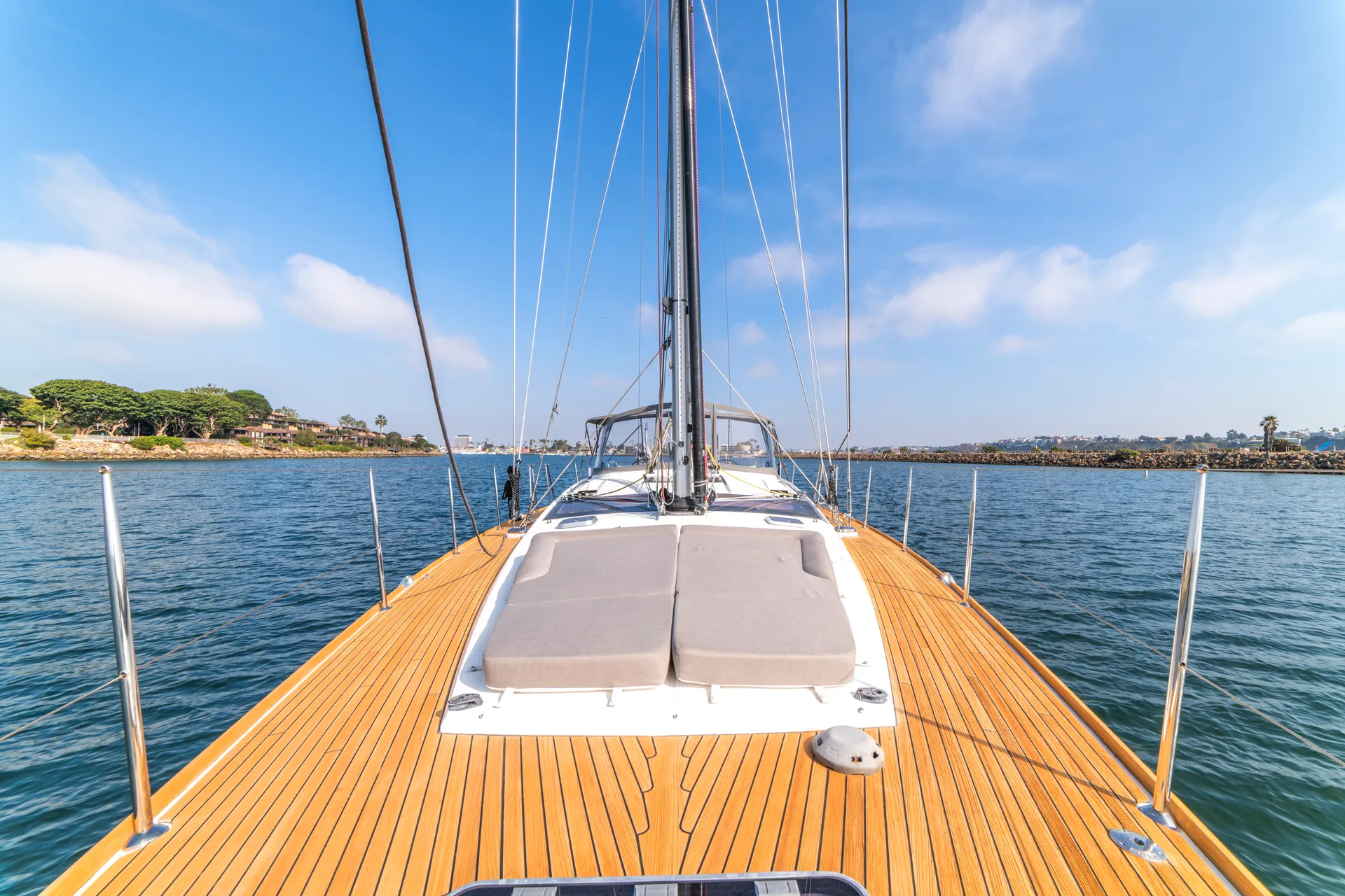 Escape the Ordinary - Discover Private Luxury Sailing on a Jeanneau 58