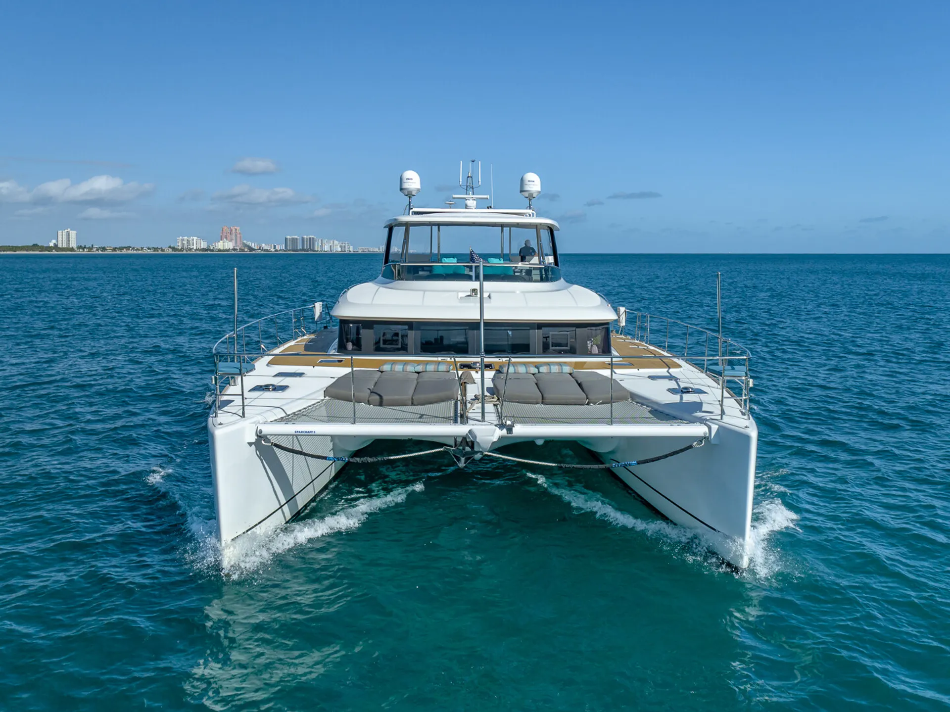 Catamaran Cruiser 63’ Lagoon Power Catamaran 2020  in Miami Beach, FL — photo 2
