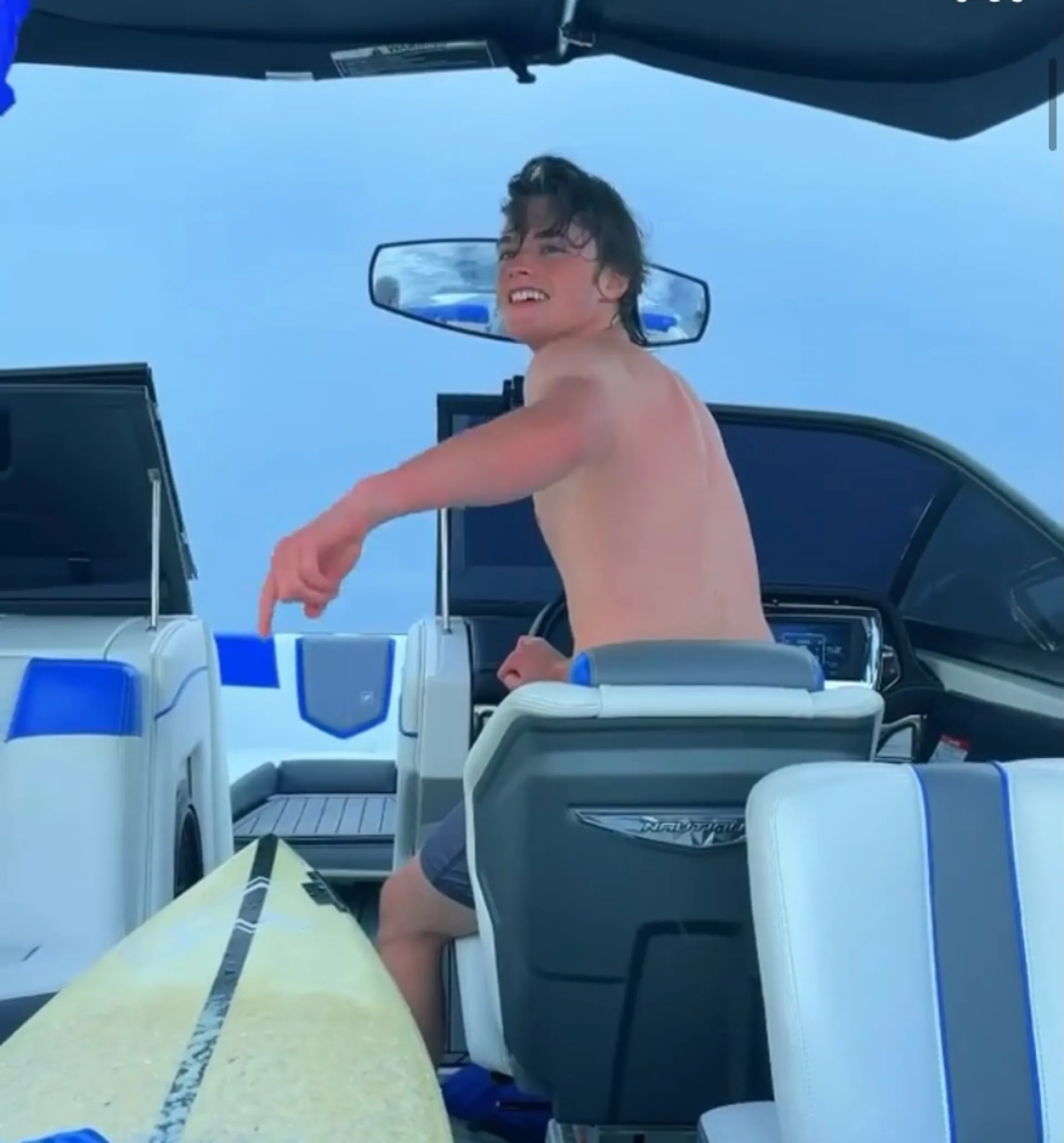 Crab island excursion & Wakesurf session on a 2025 Nautique G23 