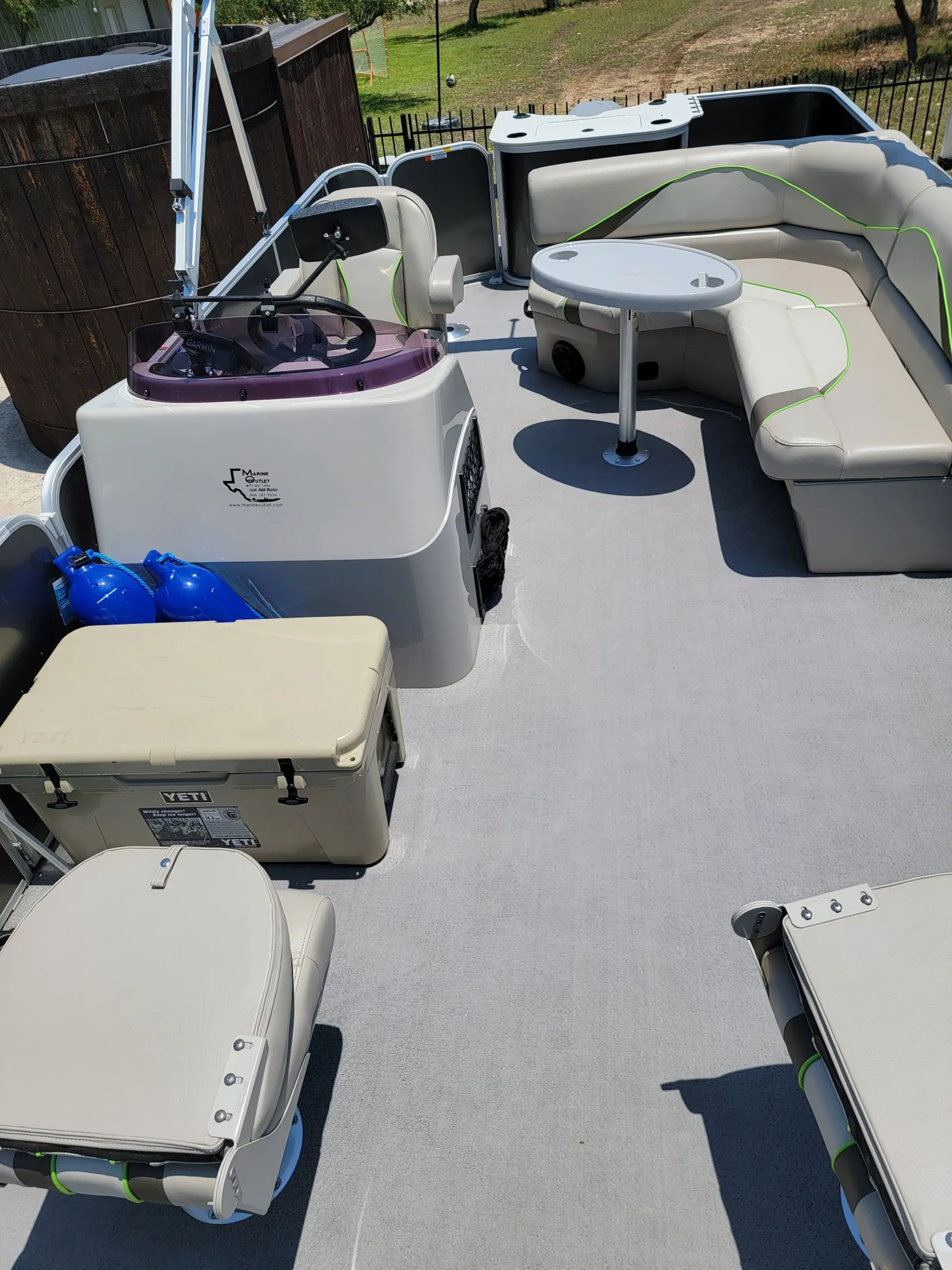 Suncatcher / G3 Boats V20F in Liberty Hill, TX — photo 4