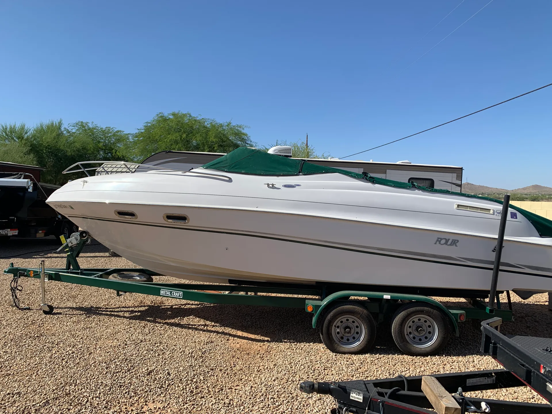 Four Winns Boats 245 Sundowner in Phoenix, AZ — photo 3