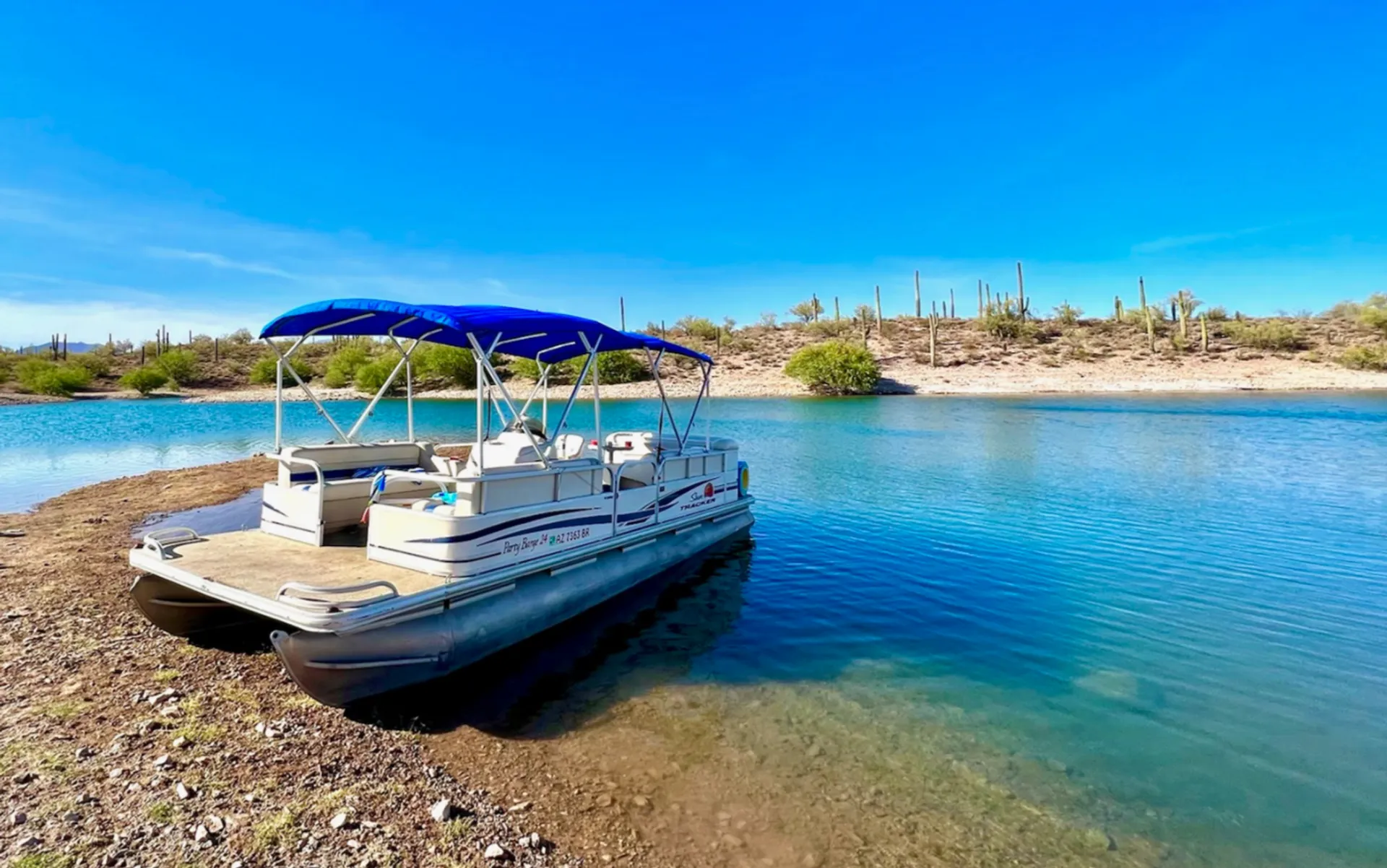 Sun Tracker by Tracker Marine Party Barge 24 Classic w/60ELPT 4-S in Glendale, AZ — photo 3