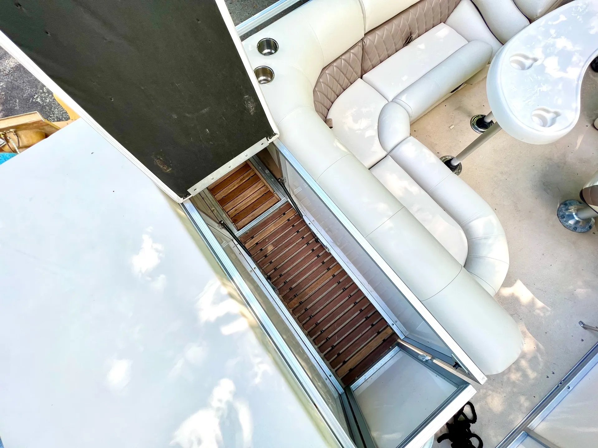 South Bay Pontoons 822CR in Lakeville, PA — photo 5