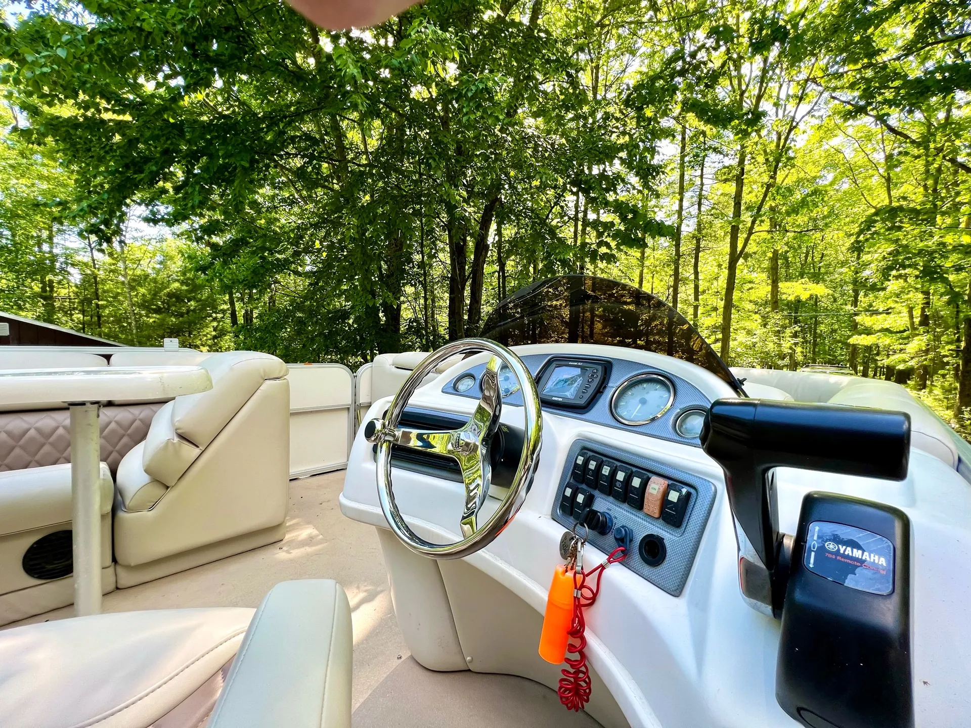 South Bay Pontoons 822CR in Lakeville, PA — photo 10