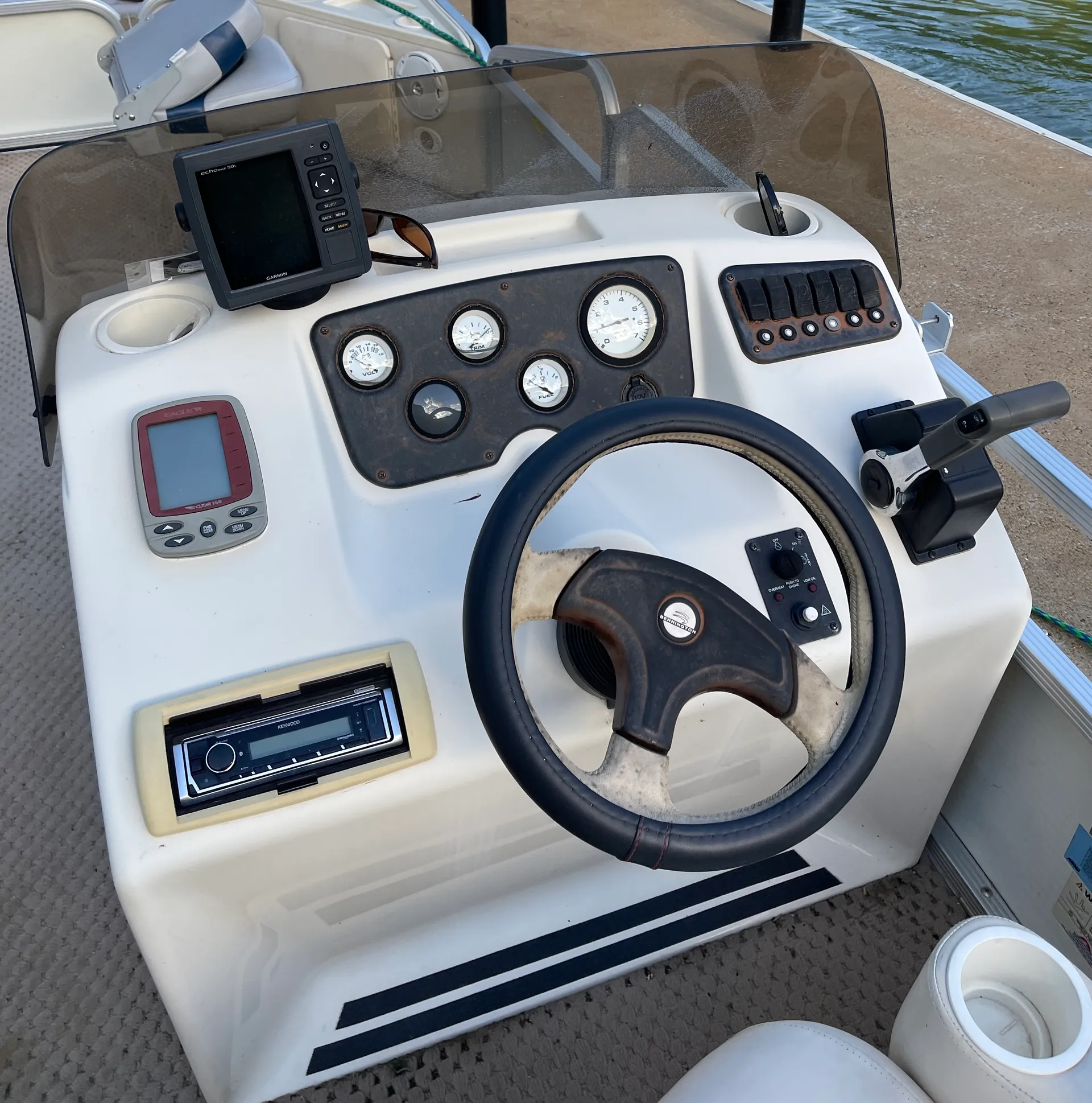 Bennington Marine 2275sf in Florence, AL — photo 2