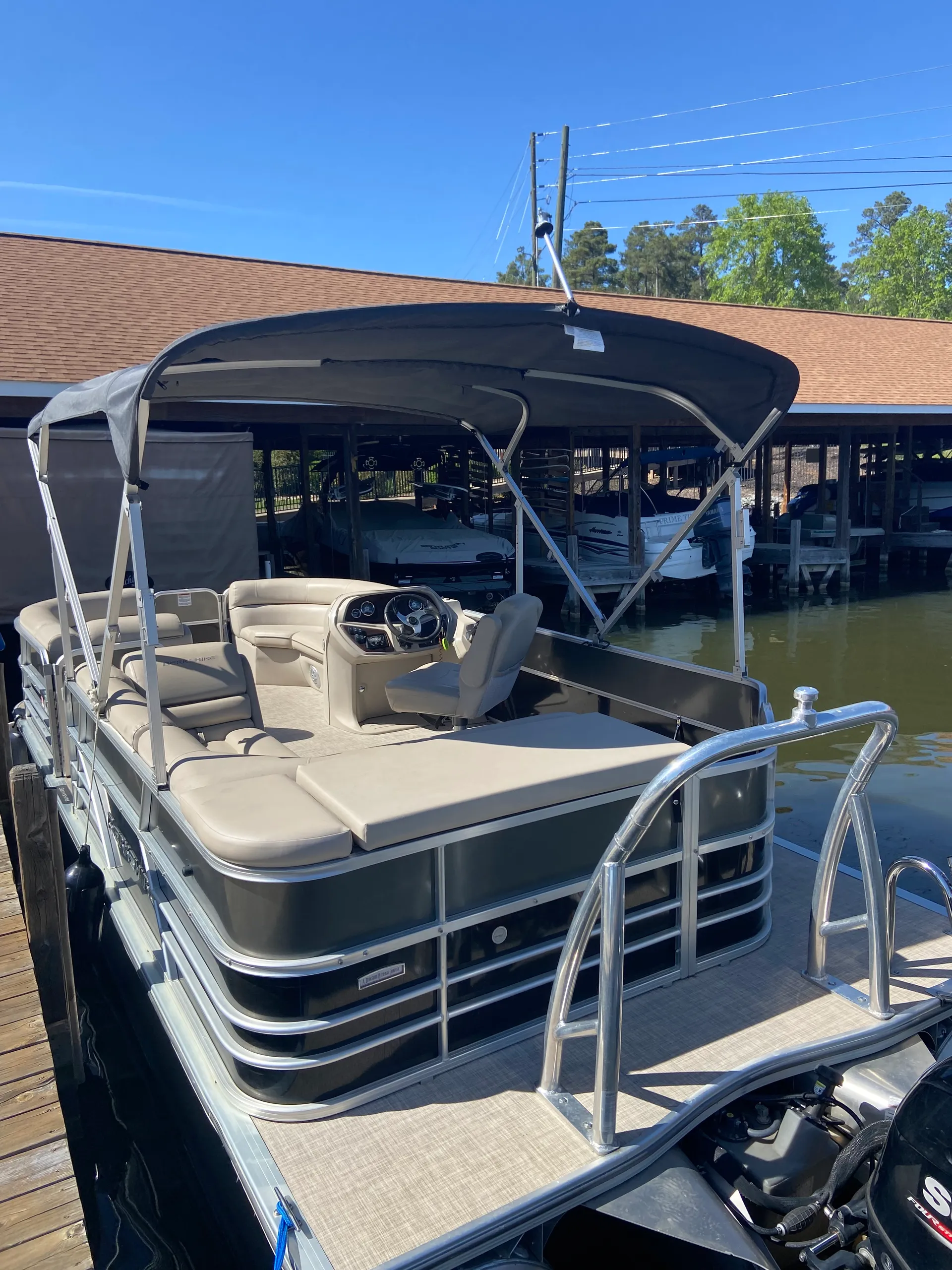 BERKSHIRE PONTOONS 25 SPORT RFX DC 25S 3.0 PLUS in Mount Gilead, NC — photo 6