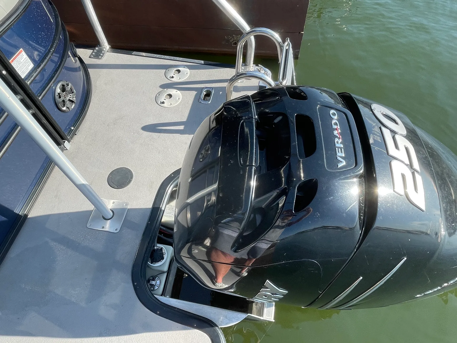 Starcraft Marine MX 23 L in Montgomery, TX — photo 3