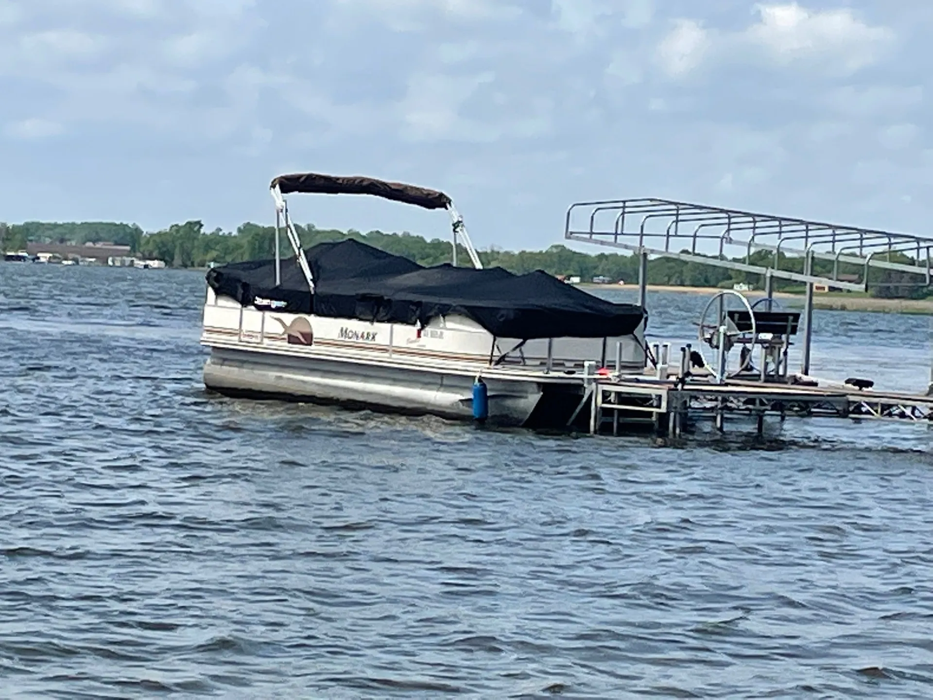 MonArk Marine Seville 220 w/40 HP in Annandale, MN — photo 3