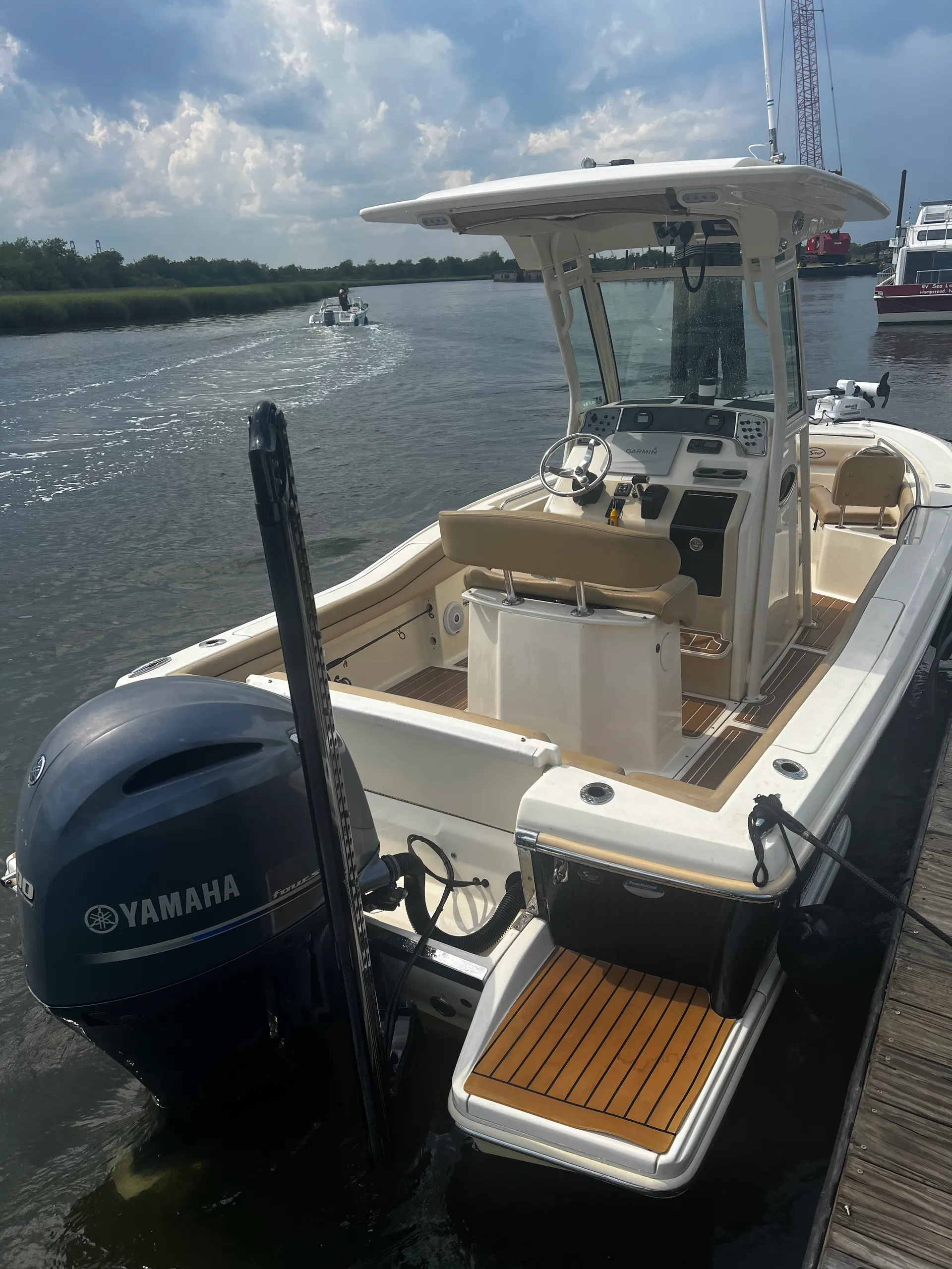 Scout Boats 225 XSF in North Charleston, SC — photo 6