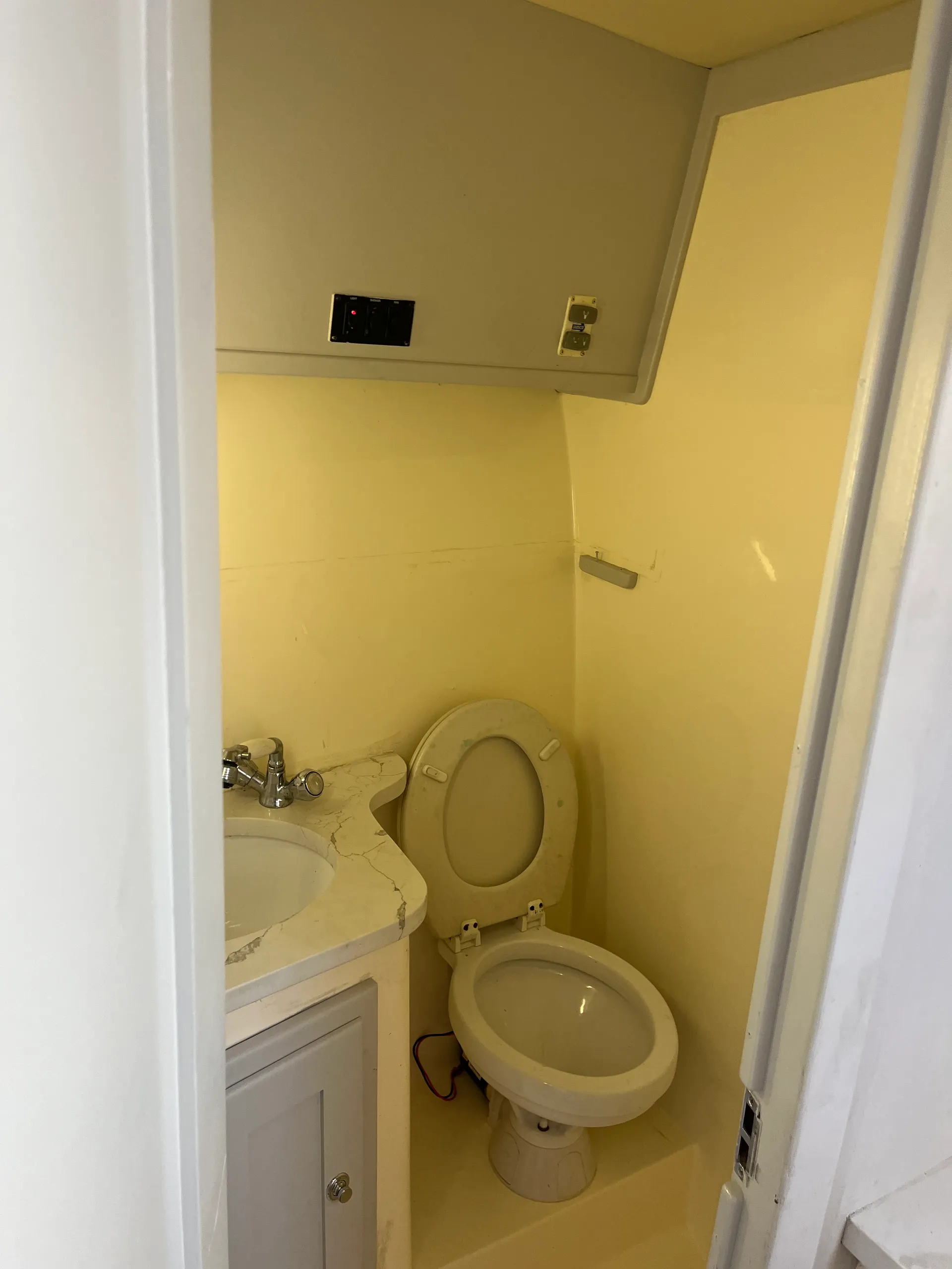 Albemarle Boats 310 Express Fisherman in Scituate, MA — photo 2