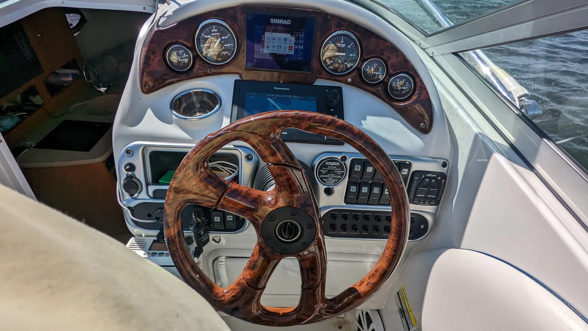 Crownline Boats IO1116007 in Attleboro, MA — photo 7