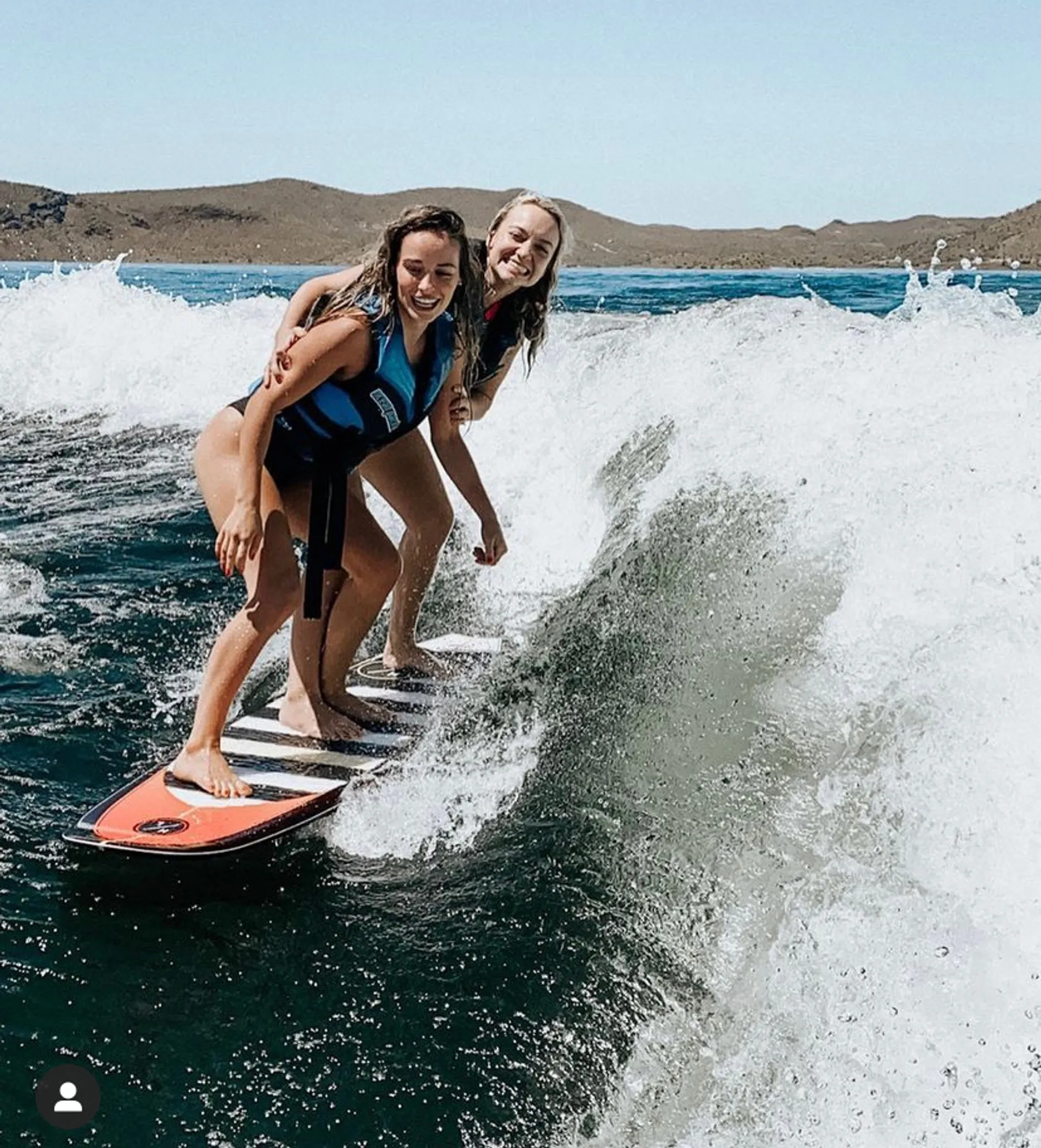 MALIBU 22 MXZ ----LOCATED AT LAKE PLEASANT (Scorpion Bay Marina)