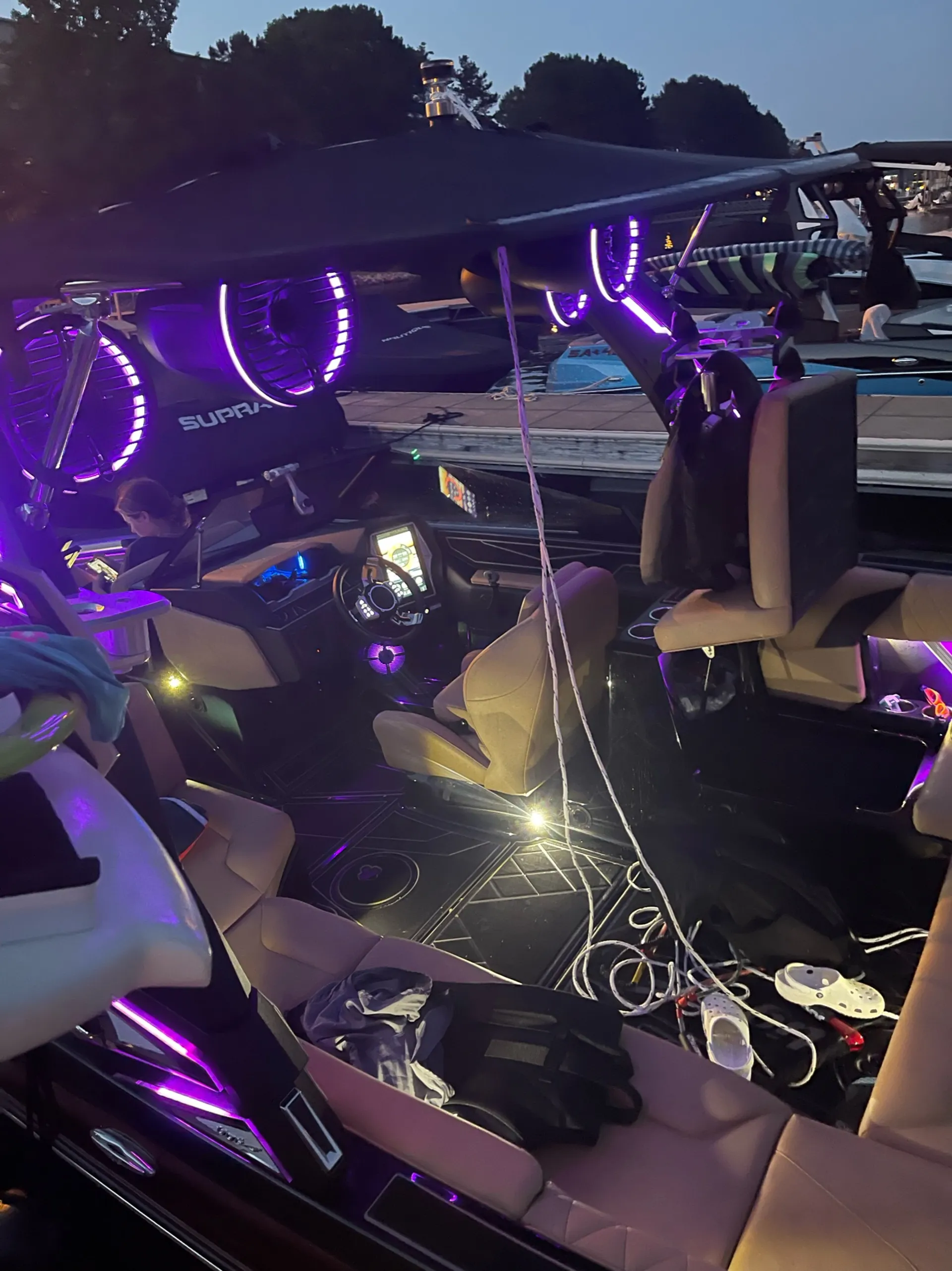 Gorgeous surf boat!!!  Fully loaded. Set up for Lake Lanier