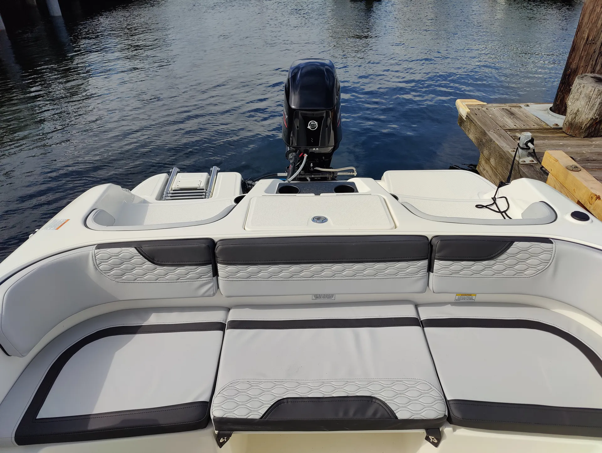 Bayliner M17 in Seattle, WA — photo 6