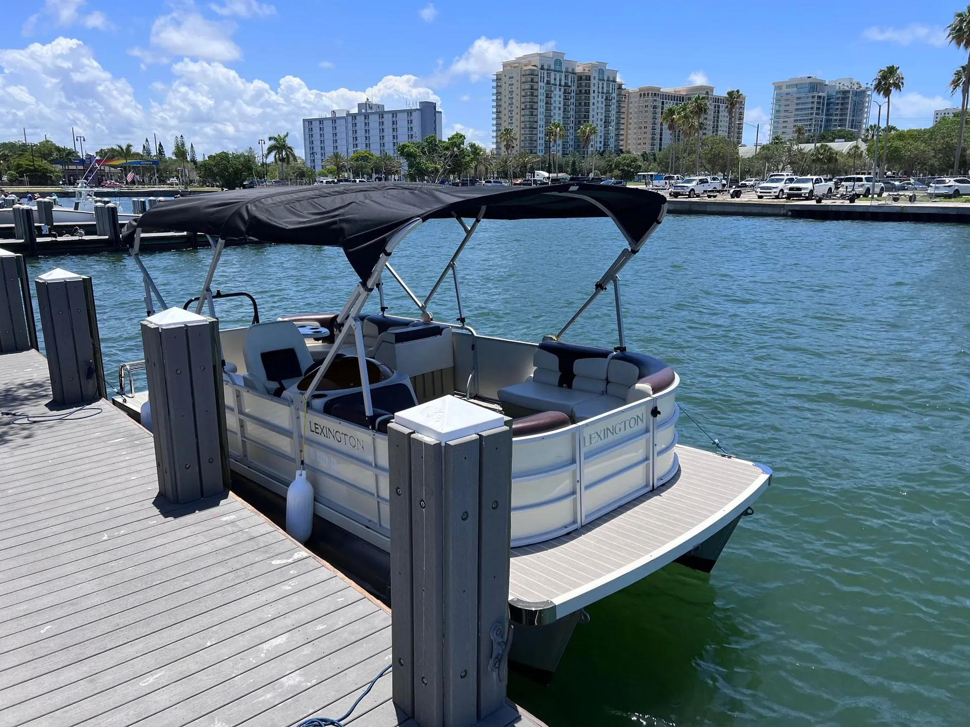 2022 Lexington 24' Luxury Pontoon in Sarasota