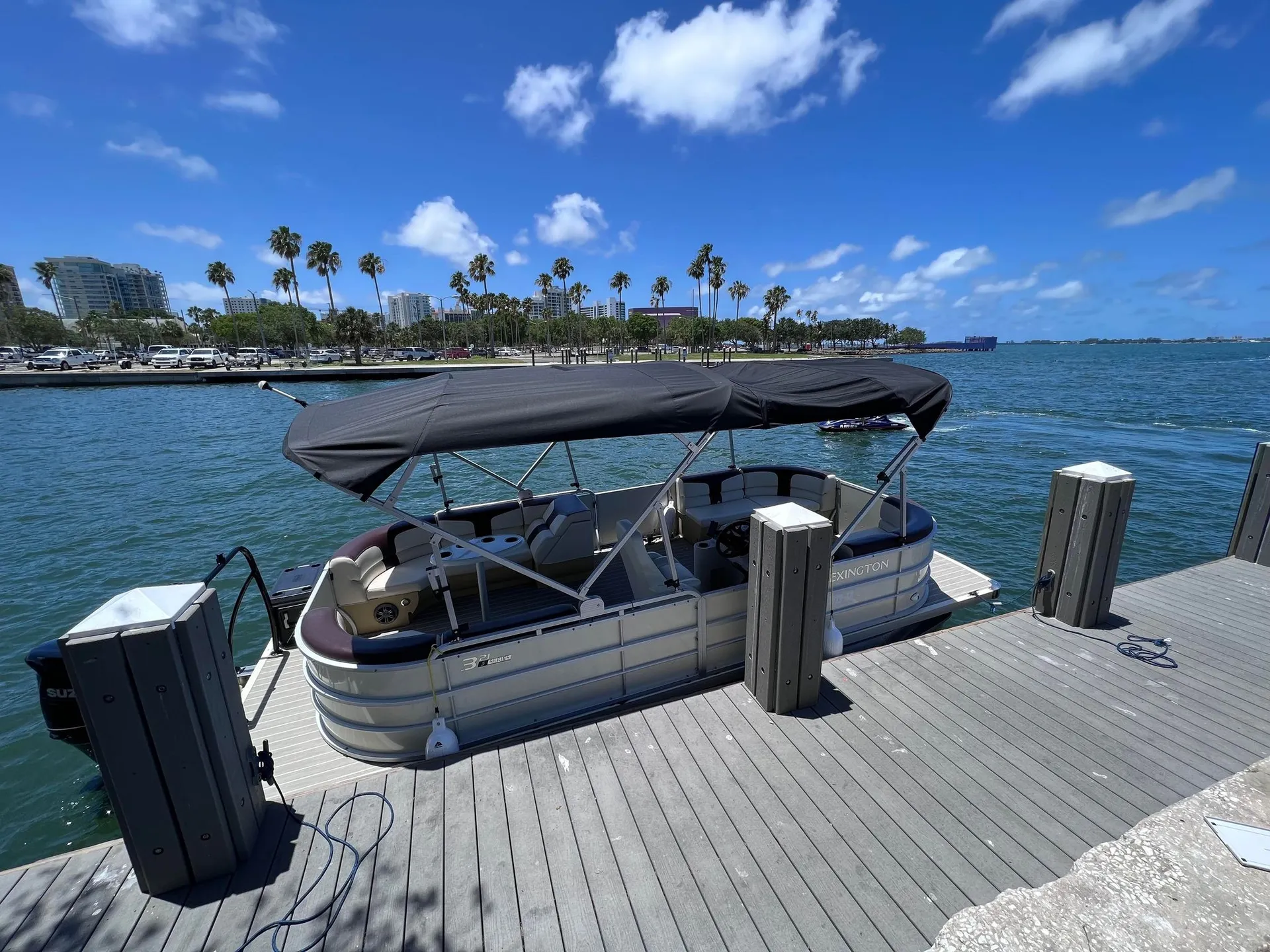 2022 Lexington 24' Luxury Pontoon in Sarasota