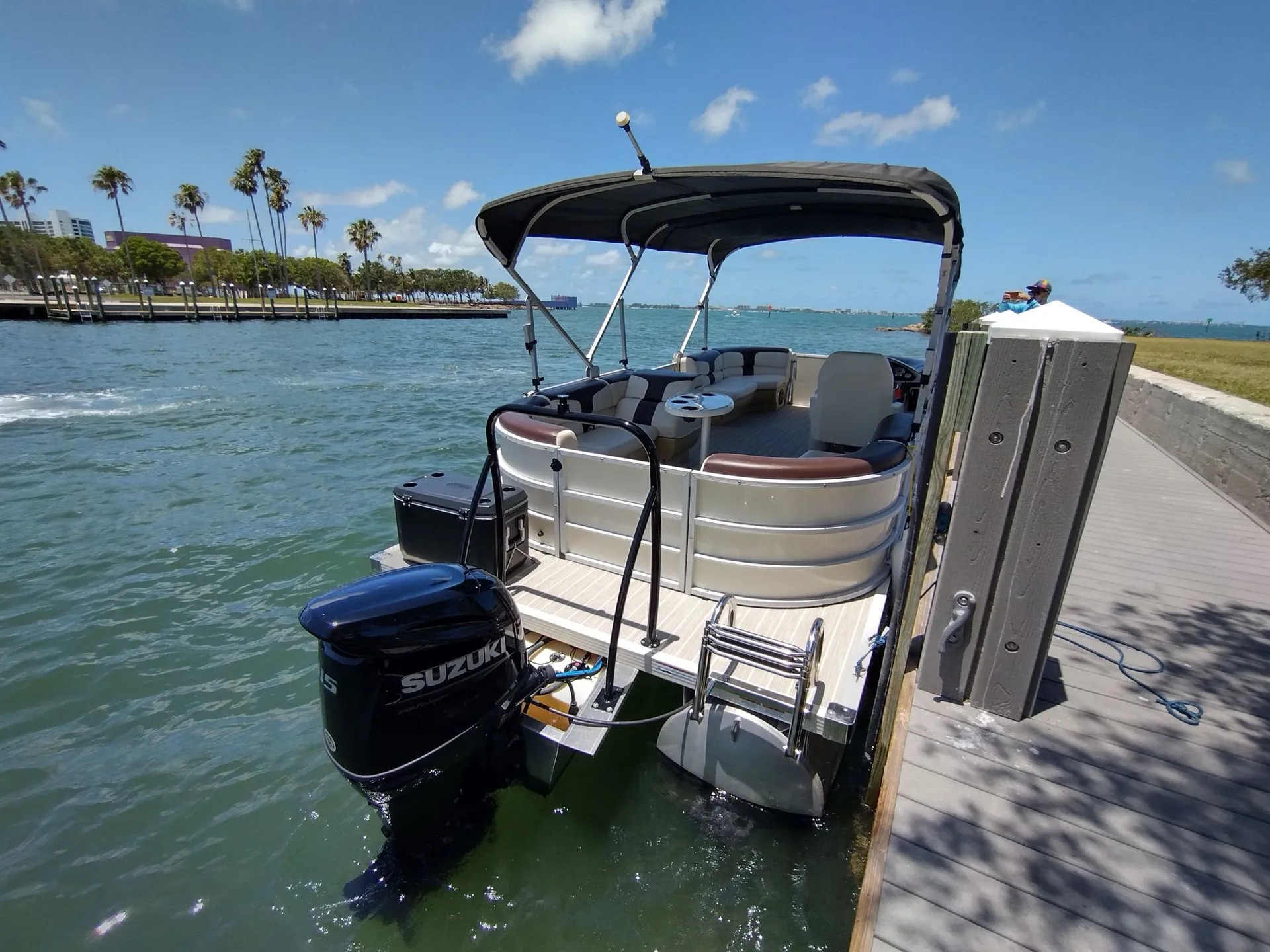 2022 Lexington 24' Luxury Pontoon in Sarasota