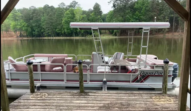 Rent a Godfrey Marine pontoon in Huntsville, AL near me
