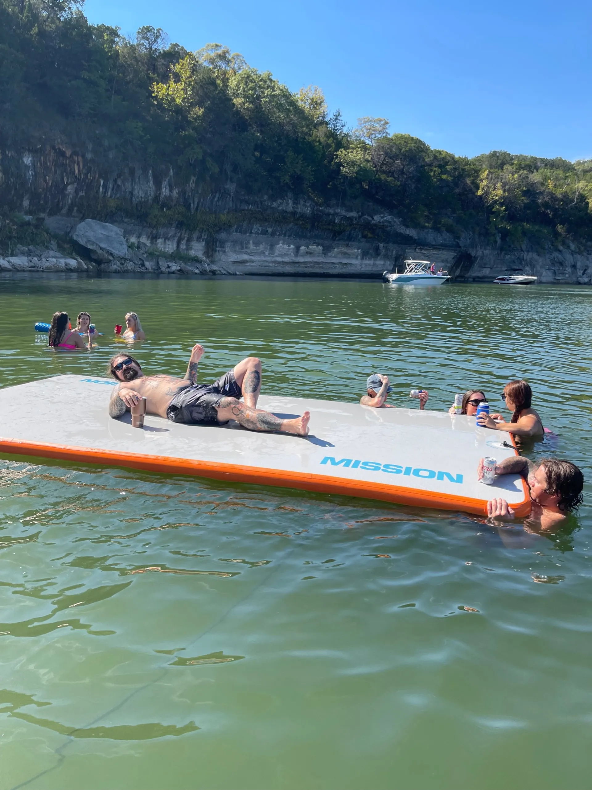 #1 Wake Surfing and Wakeboarding for Lake Austin or Travis - 14 ppl!