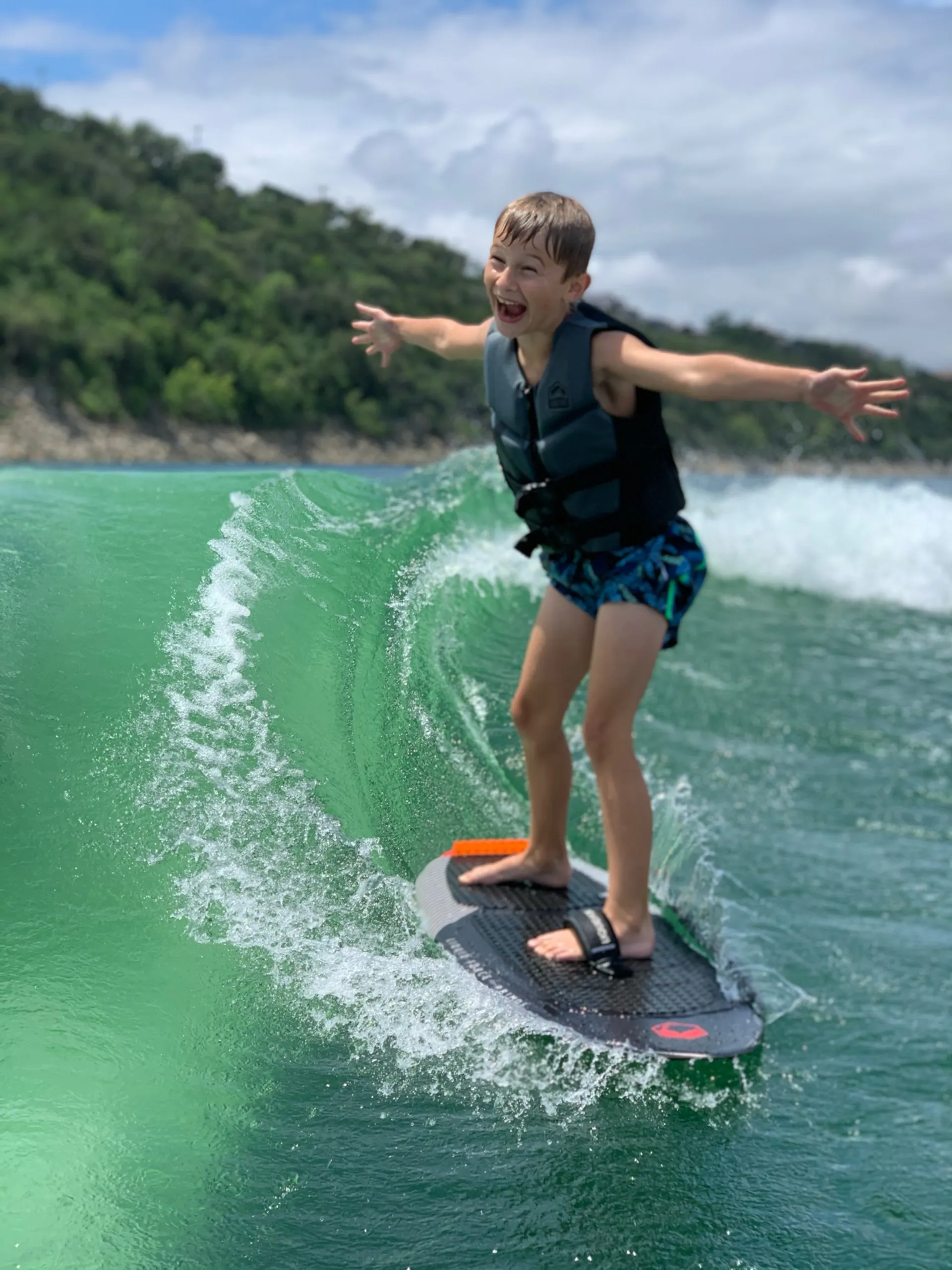 #1 Wake Surfing and Wakeboarding for Lake Austin or Travis - 14 ppl!