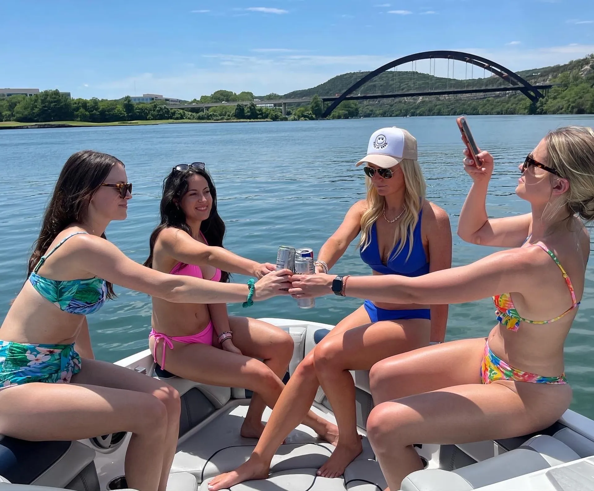 #1 Wake Surfing and Wakeboarding for Lake Austin or Travis - 14 ppl!