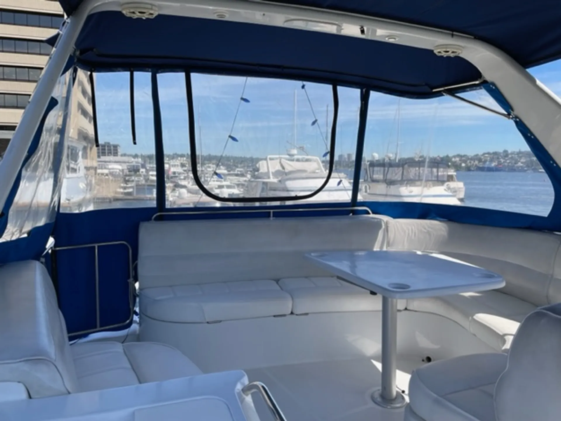 BEAUTIFUL SPACIOUS LUXURY YACHT  