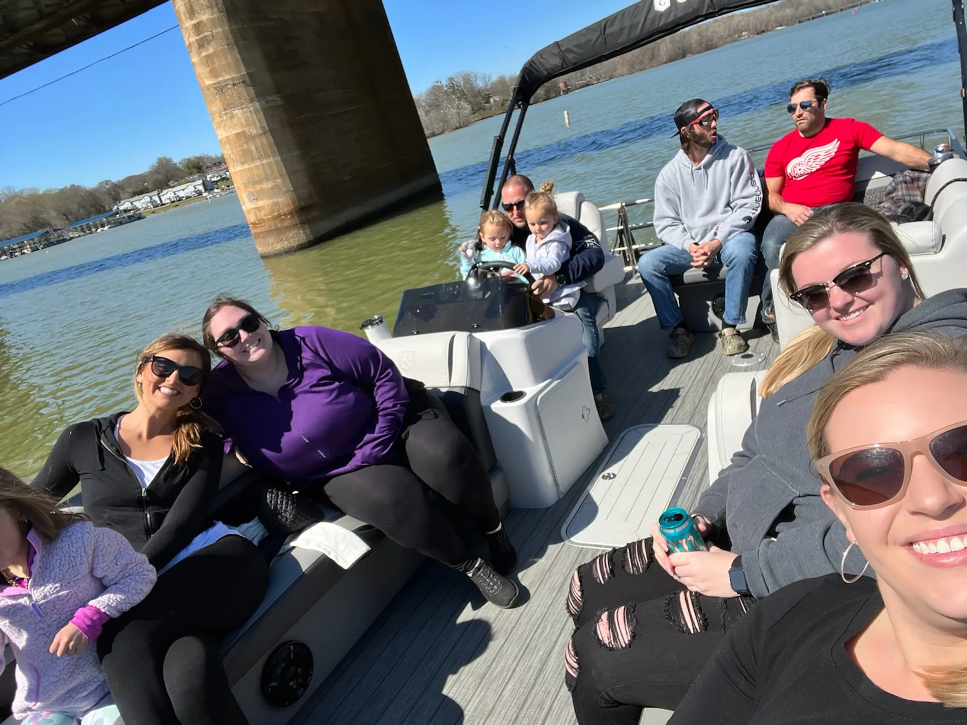 Lake Wylie 23’ Party Pontoon