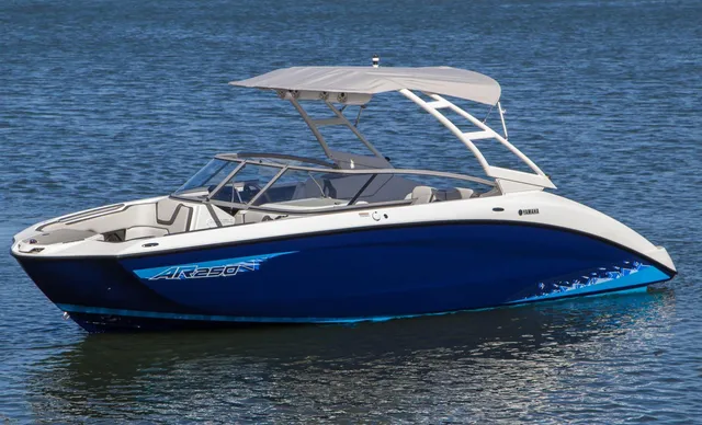 Rent a YAMAHA ski and wakeboard in South Lake Tahoe, CA near me