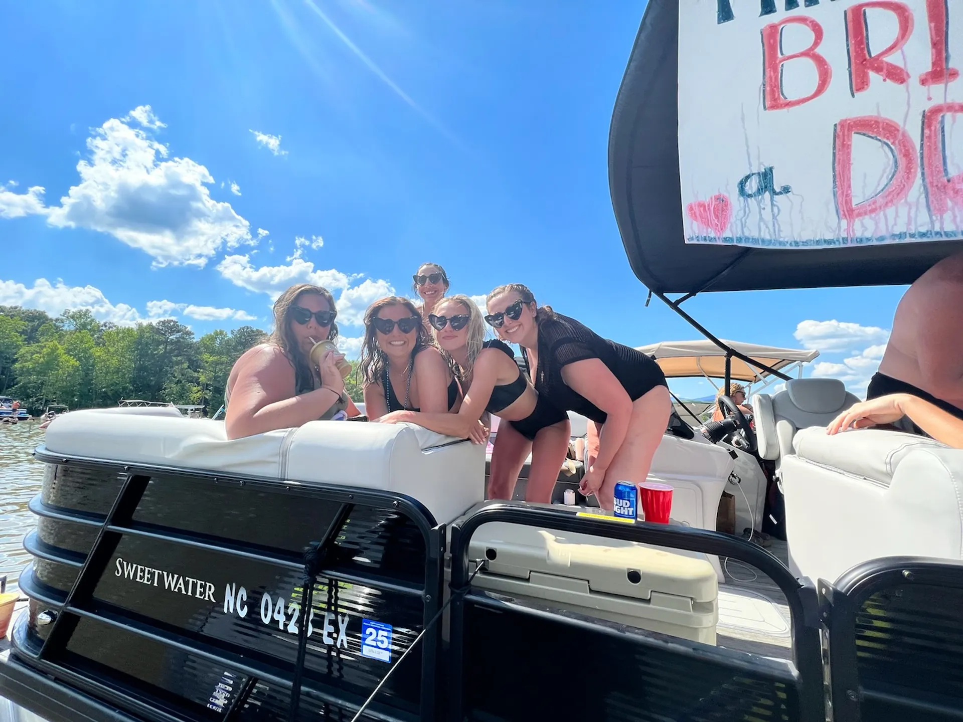 Lake Wylie 23’ Party Pontoon