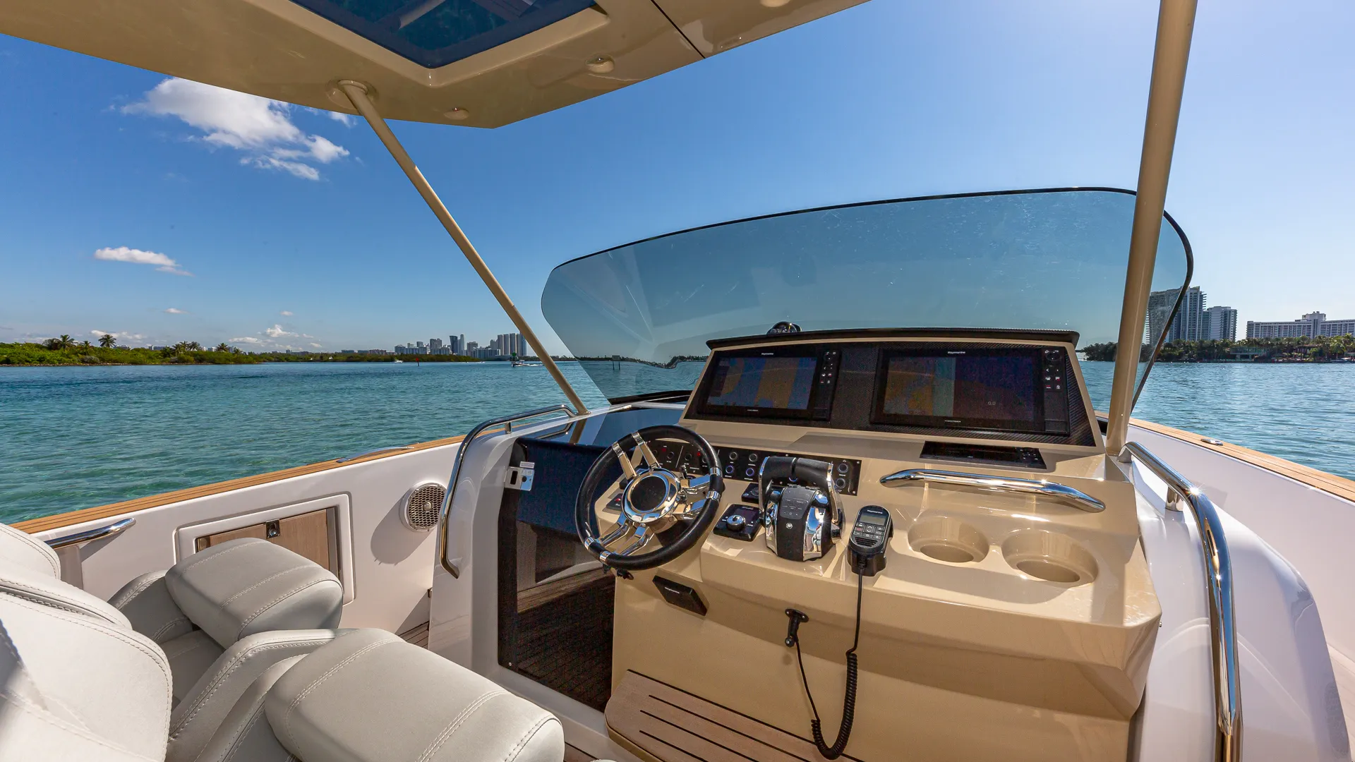 BREATHAKING and EXCLUSIVE Brand New PARDO 38 -No hidden fee-