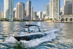 27 Feet Monterey Breathtaking Skyline Boat Tour -No hidden fee-