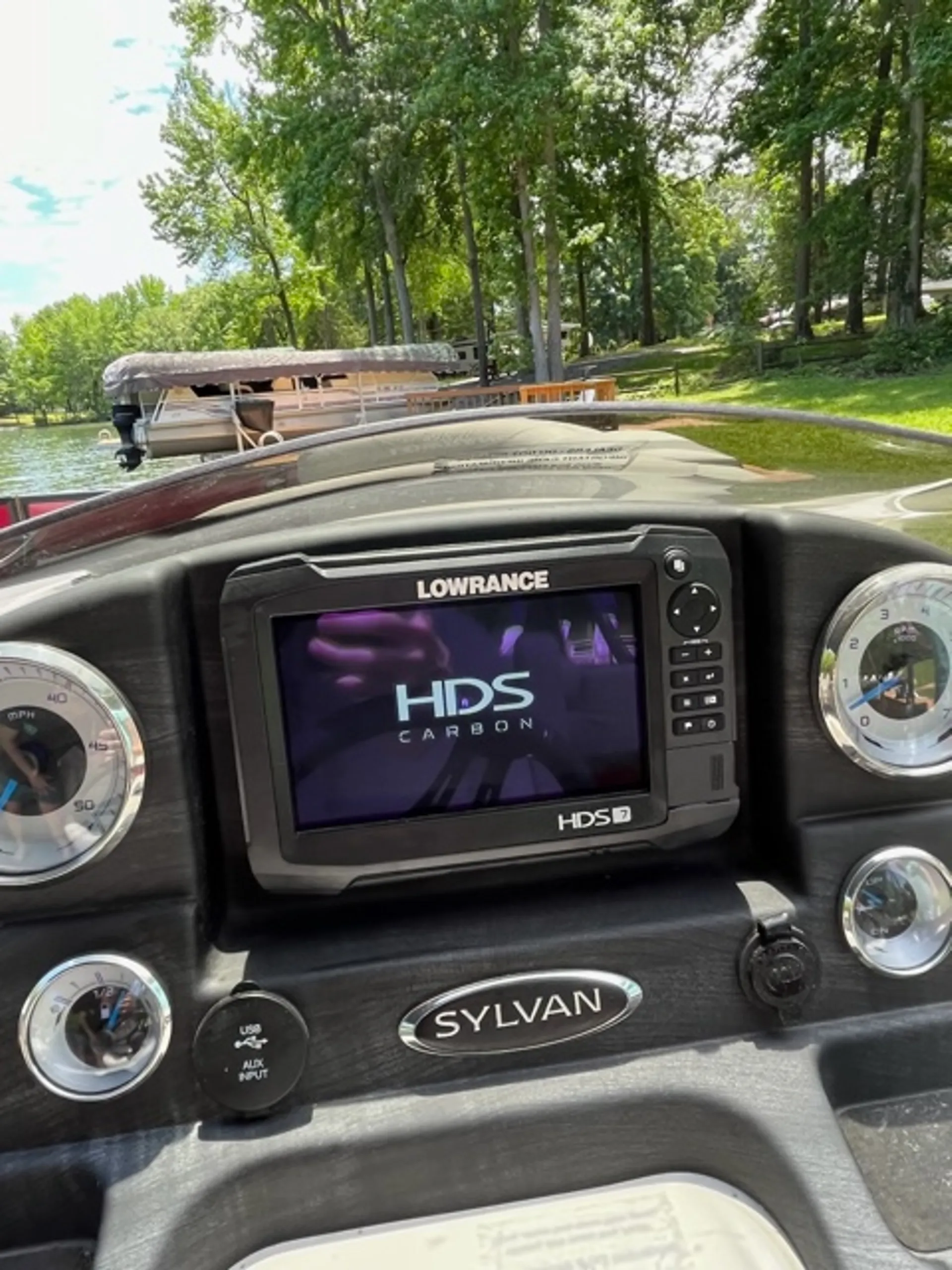 SYLVAN MARINE 8524 MIRAGE LZ in Mineral, VA — photo 5