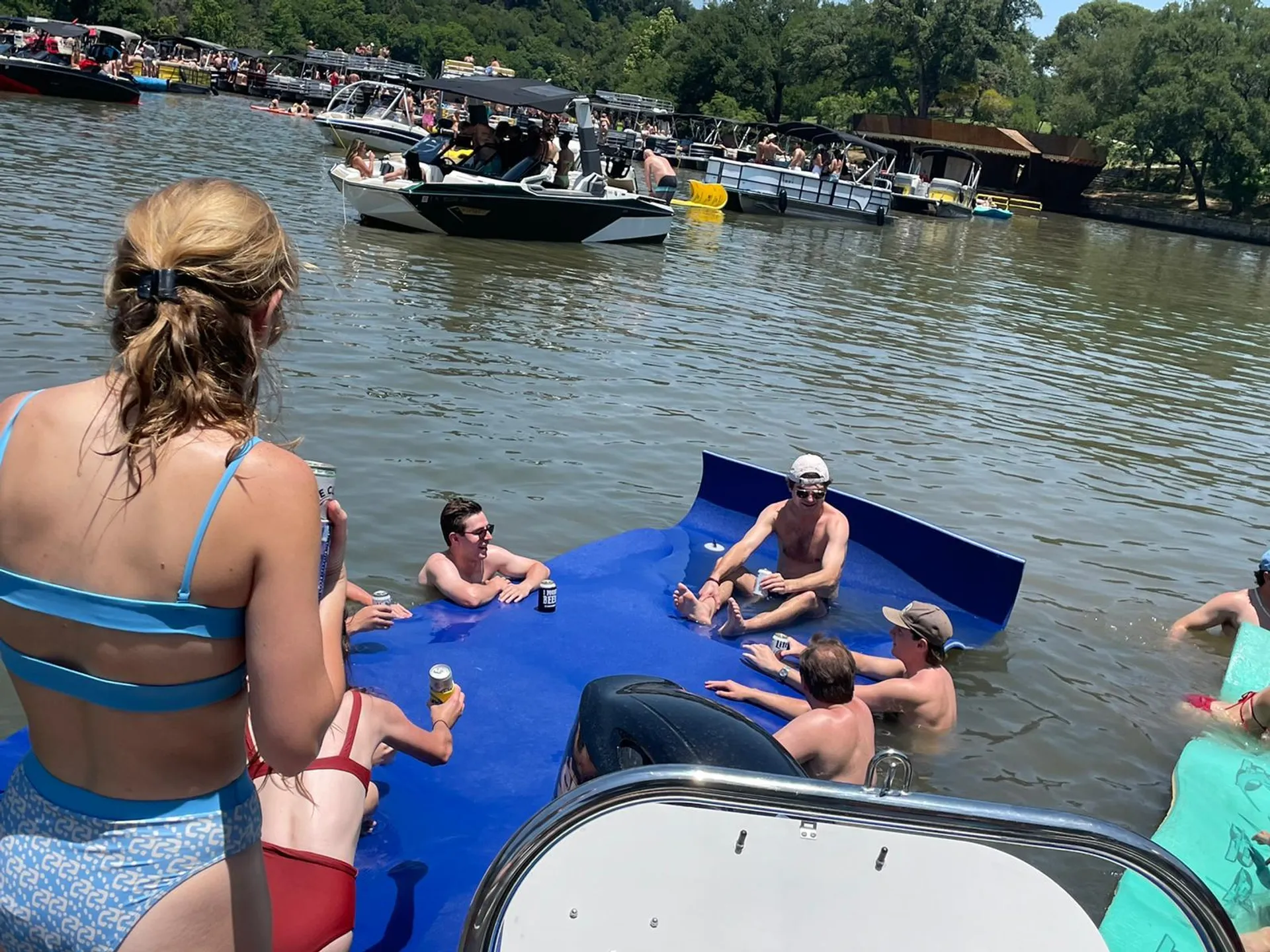 luxury Avalon pontoon Boat Cruise! Perfect for parties/families🎊🥂☀️
