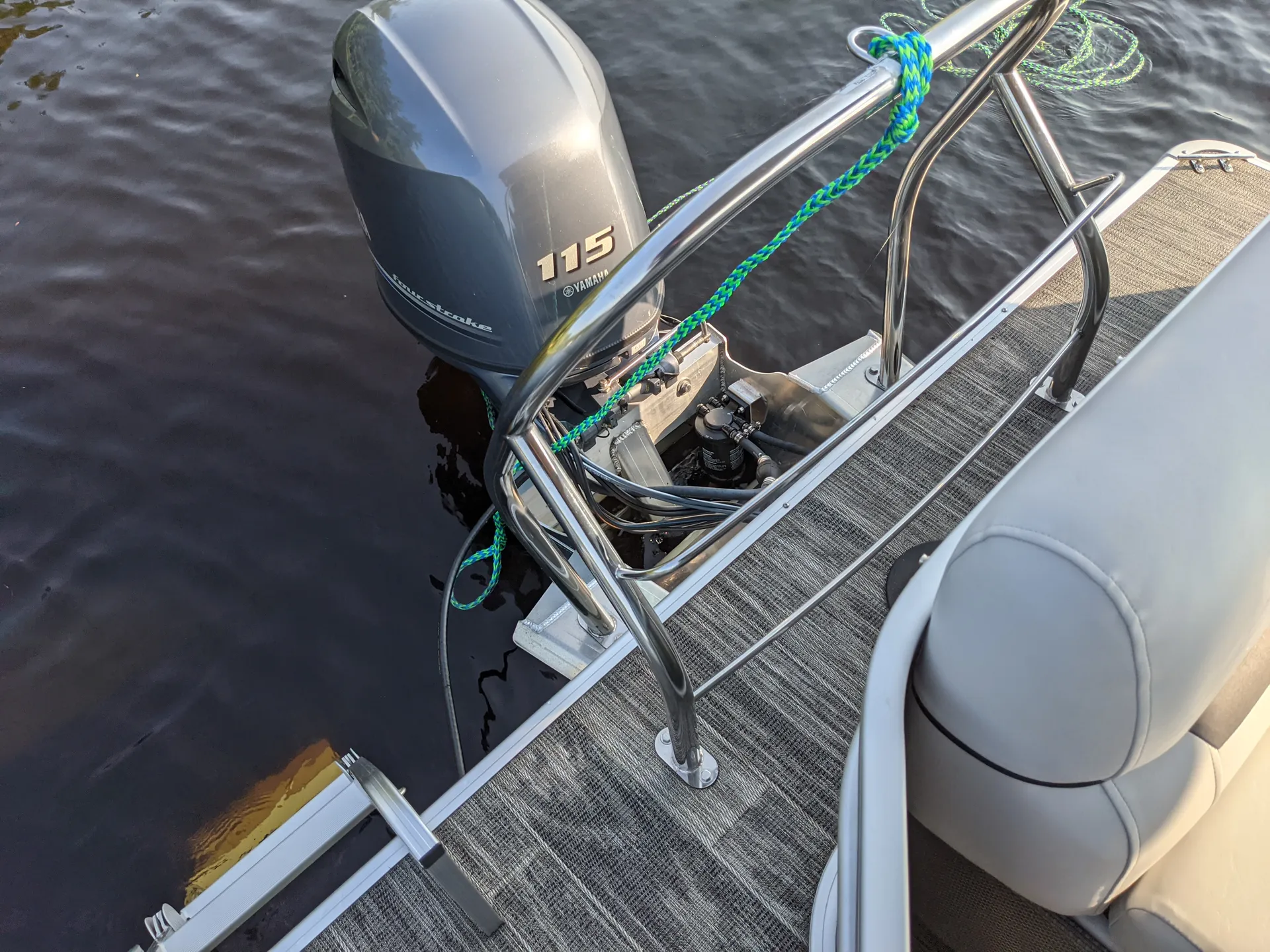 10 Person Godfrey Sweetwater Pontoon (triple)