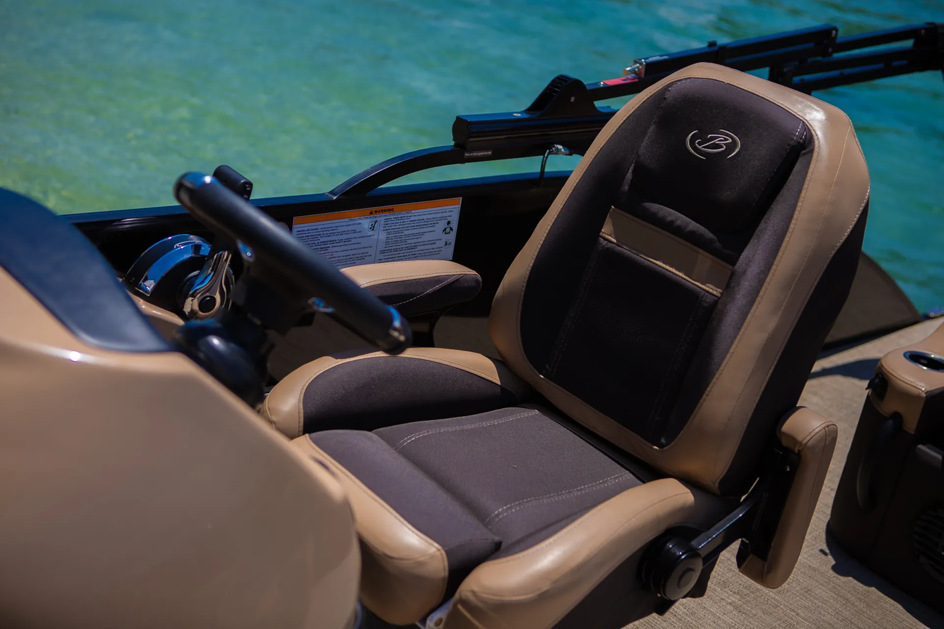 Luxury Pontoon with Upgraded Sound System ! Big Parties Welcome!