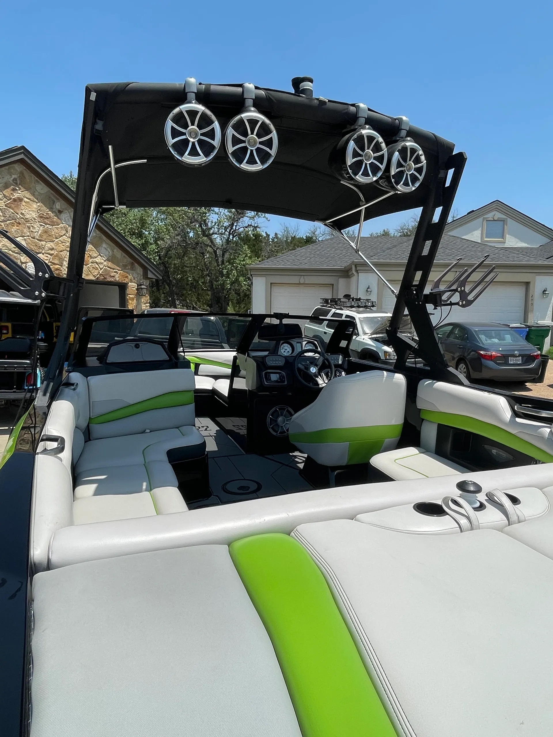 AXIS WAKE RESEARCH A22 W/TRAILER in Lago Vista, TX — photo 8