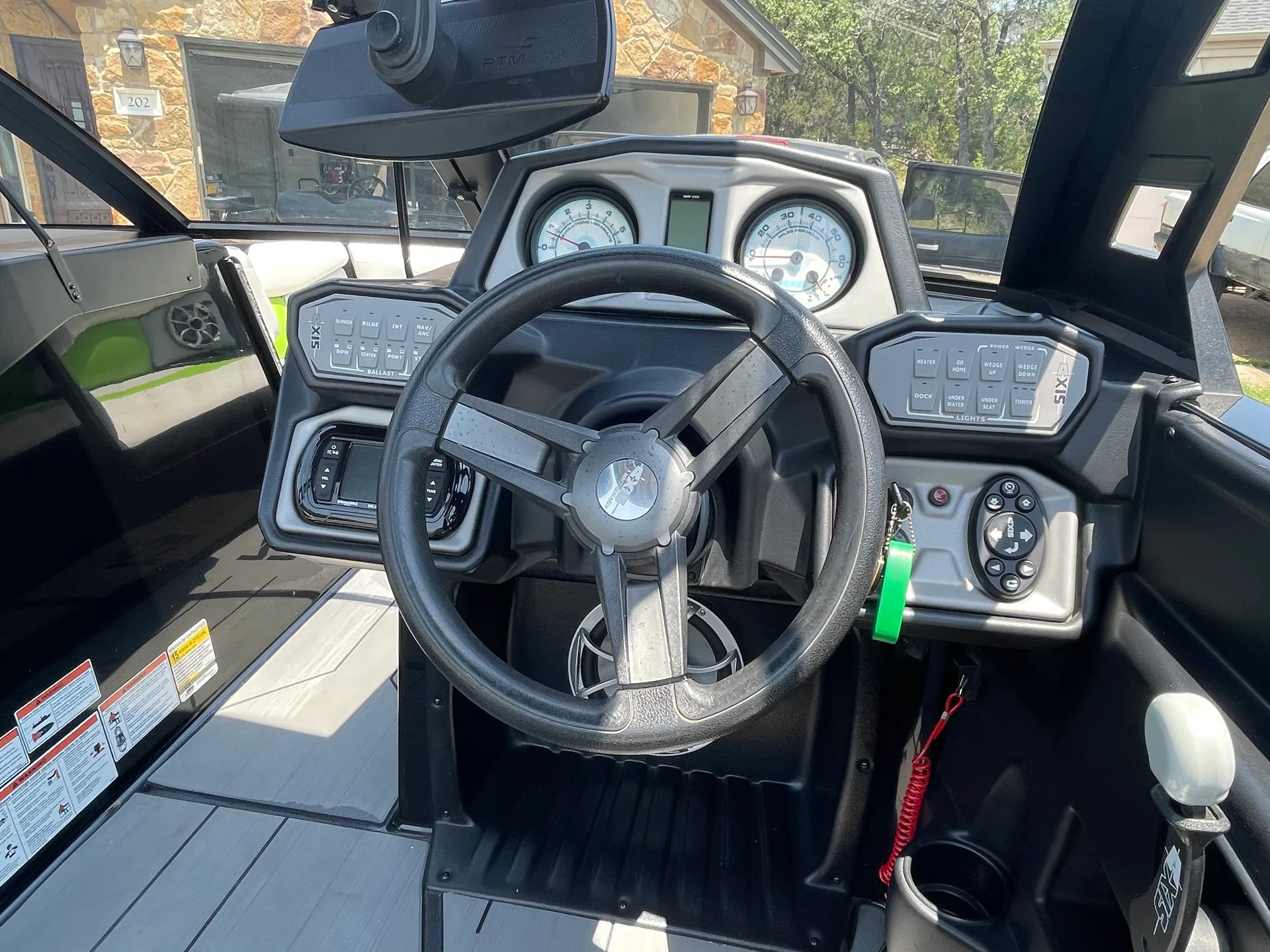 AXIS WAKE RESEARCH A22 W/TRAILER in Lago Vista, TX — photo 7