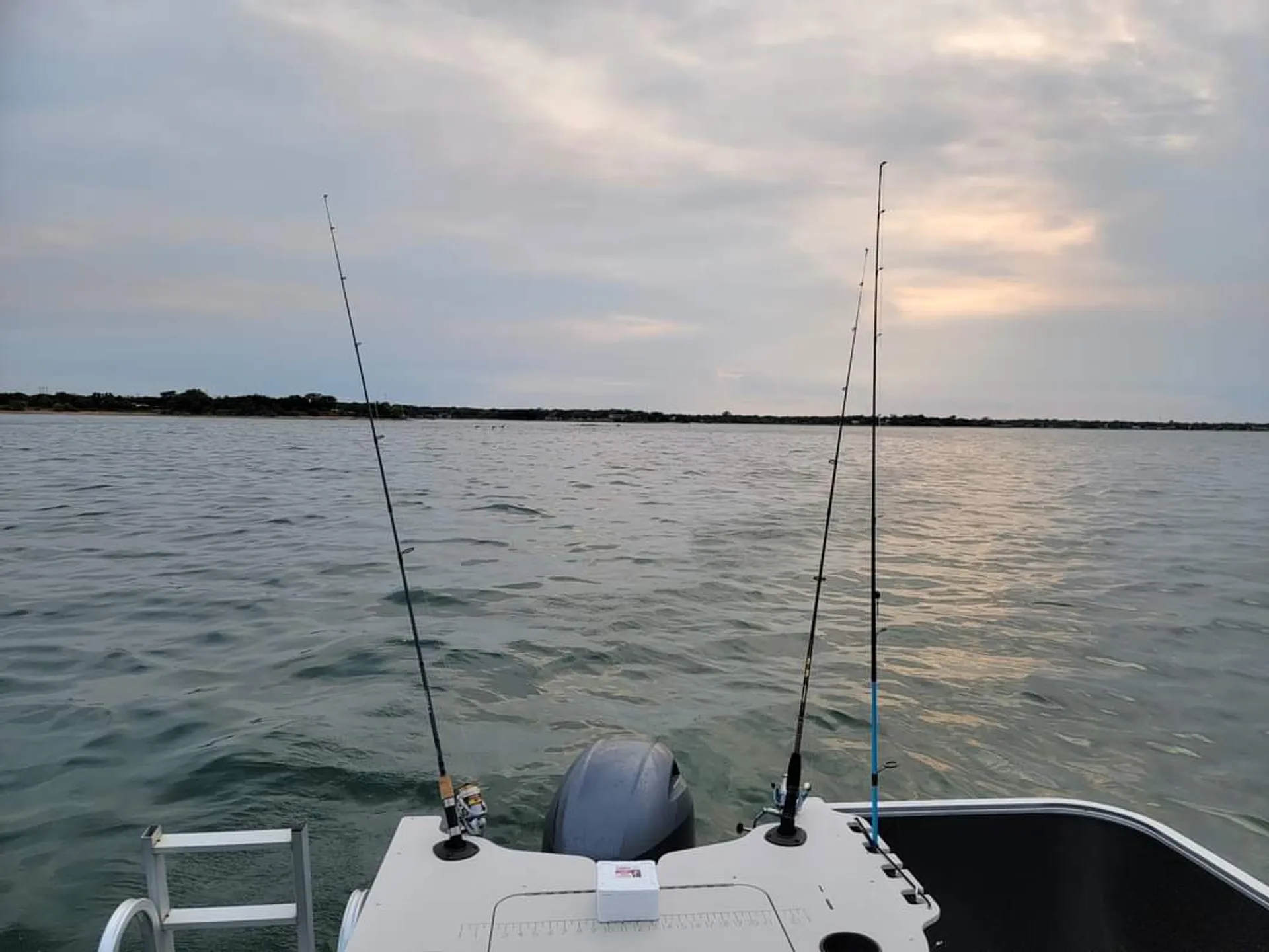 Suncatcher / G3 Boats V20F in Liberty Hill, TX — photo 3