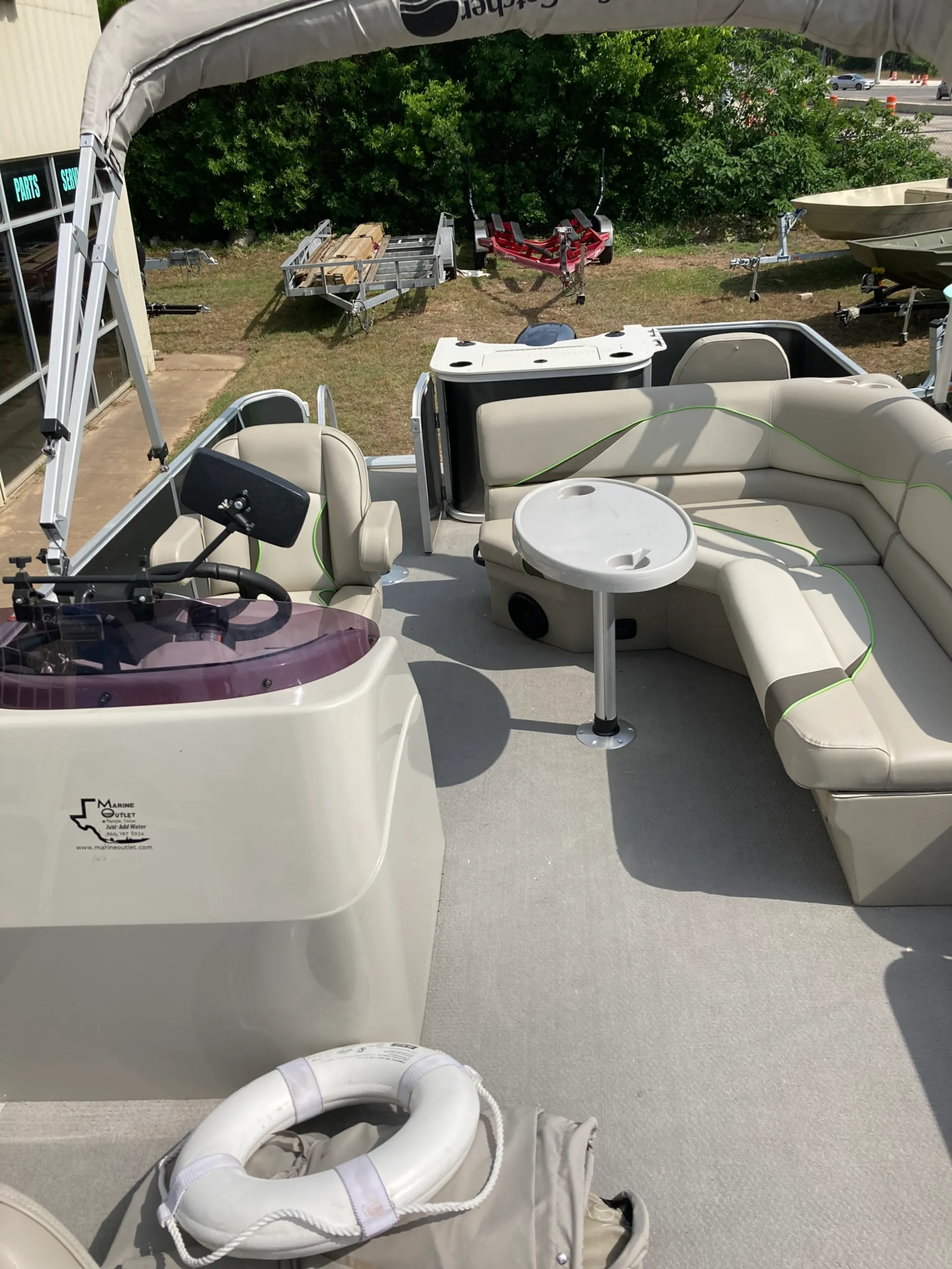Suncatcher / G3 Boats V20F in Liberty Hill, TX — photo 2