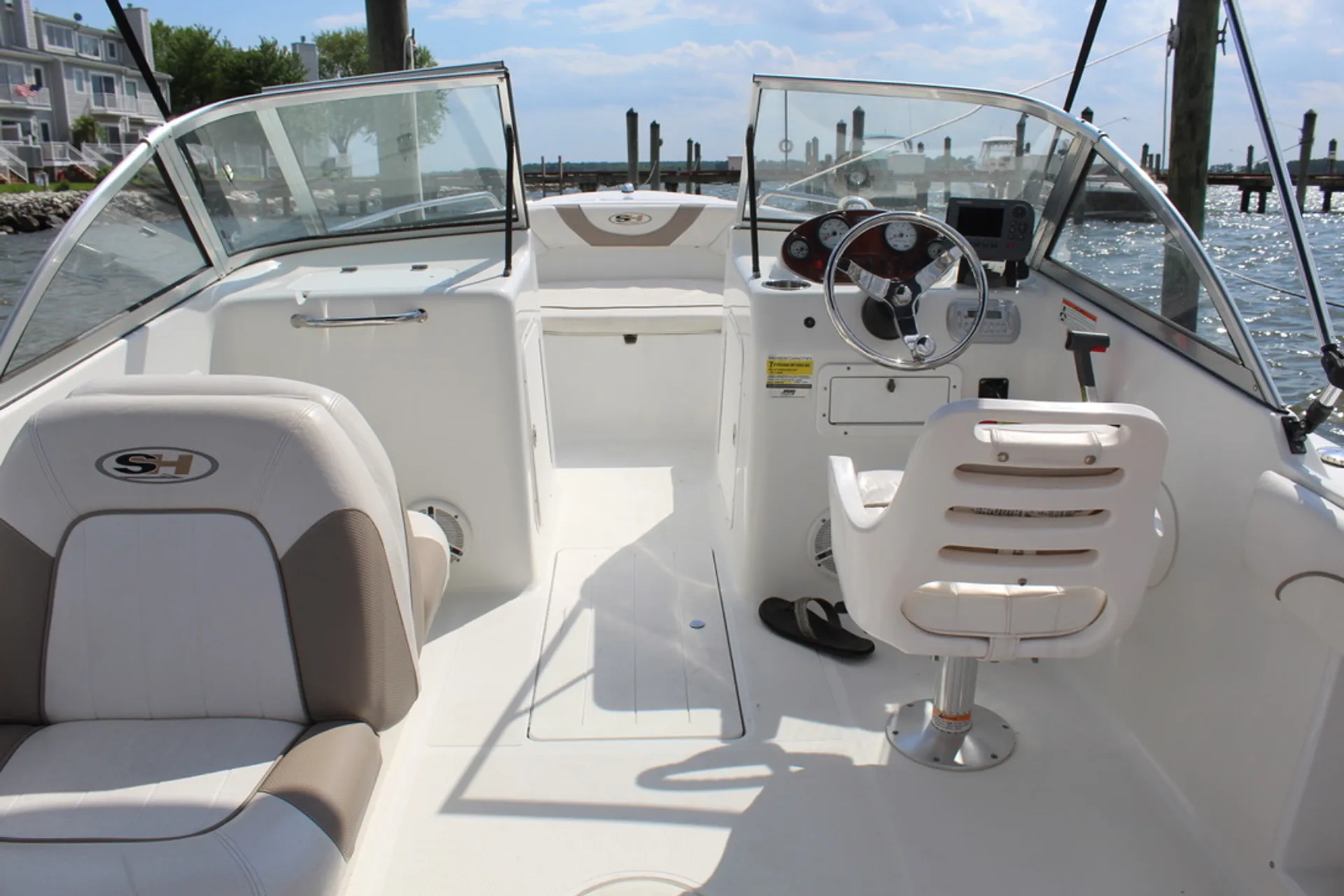 Sea Hunt Boats Escape 200 in Grasonville, MD — photo 2