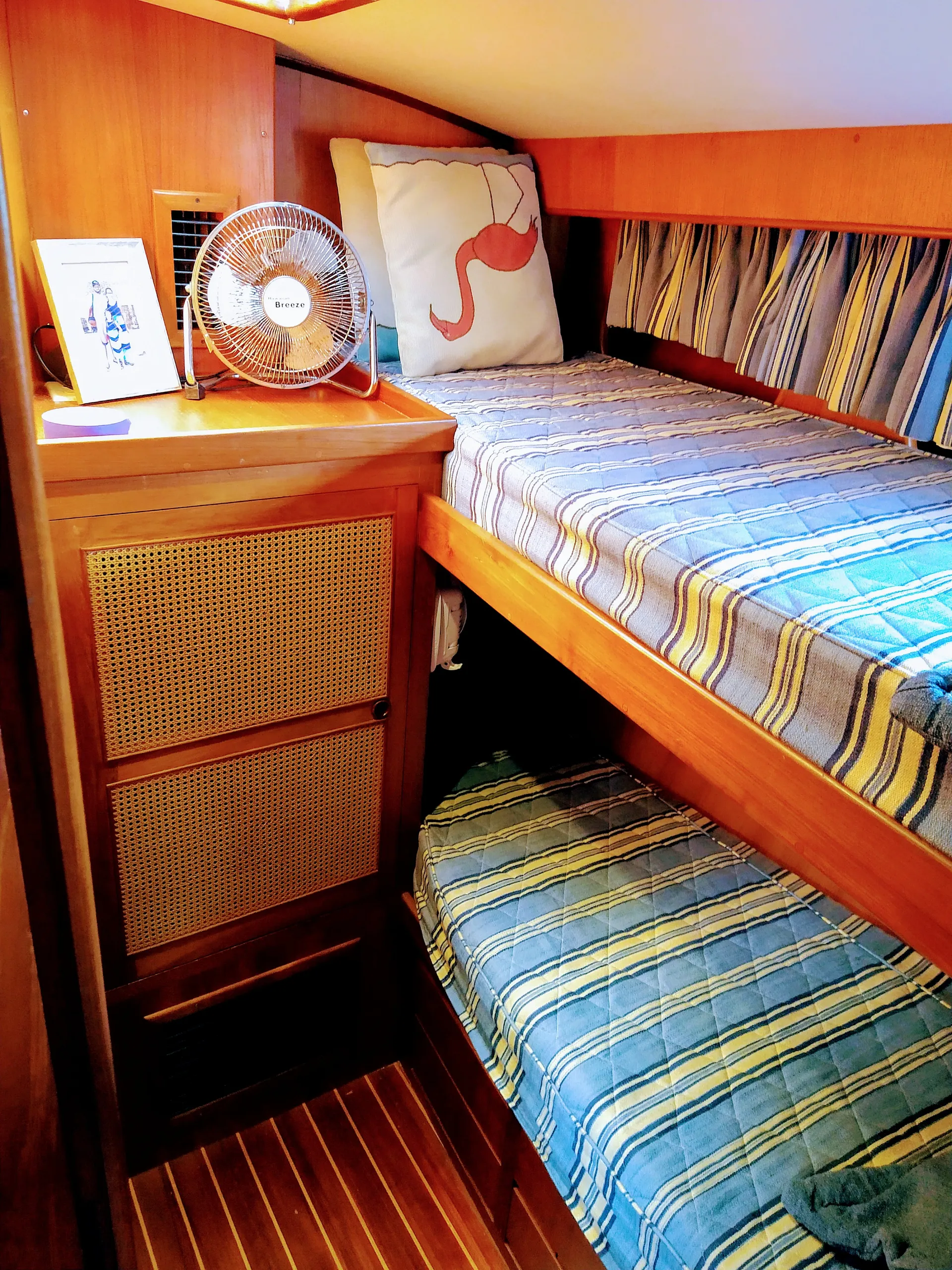 Cruise on a Custom luxury yacht