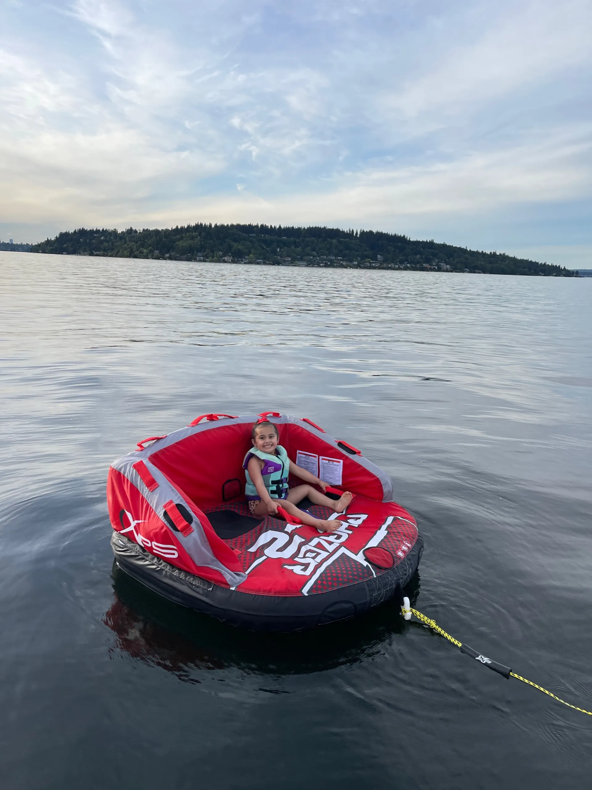THE MAJESTIC- Lake Washington, American Lake, Puget Sound, Pt Defiance