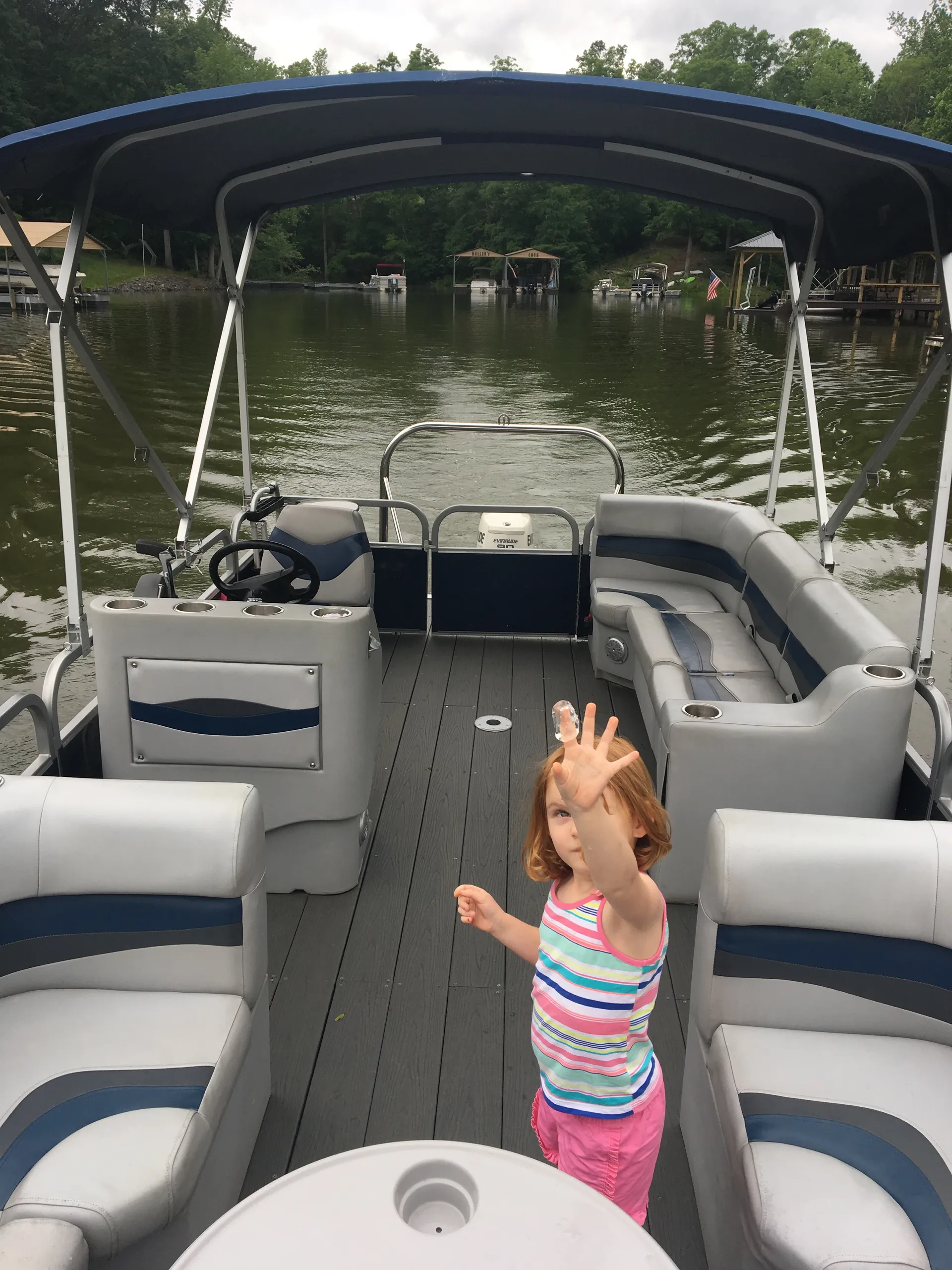 Lake Wylie Fun in the Sun on Kellen's Barge/ 24 ft