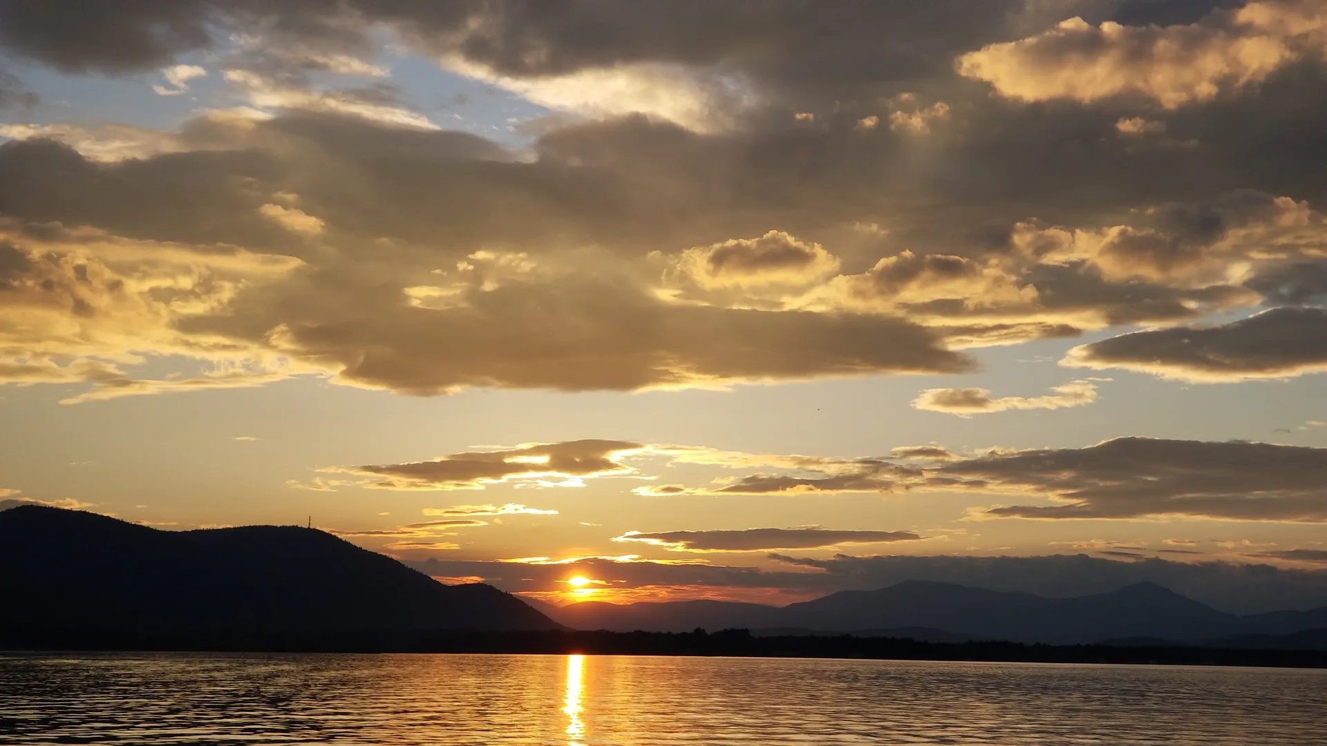 Crest Pontoons Crest 200 SLC in Ossipee, NH — photo 6