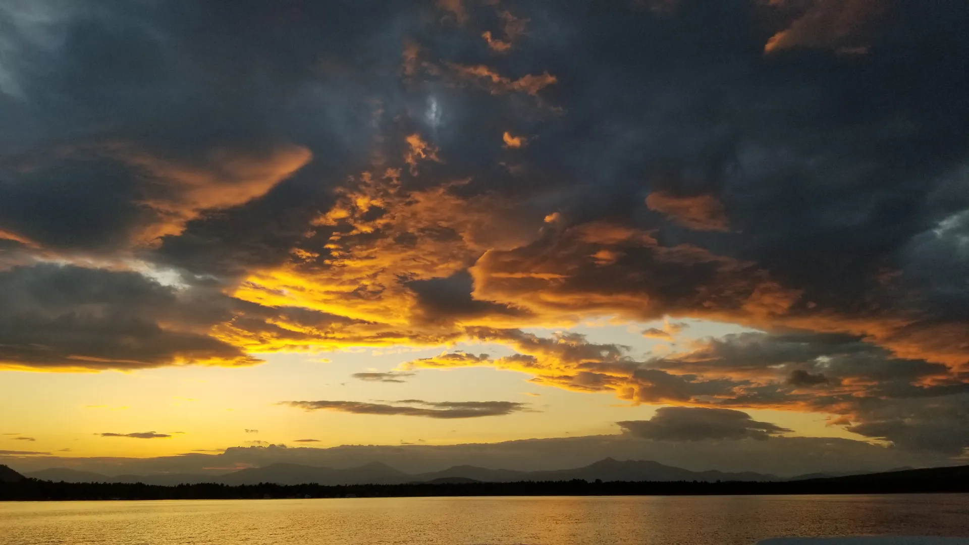 Crest Pontoons Crest 200 SLC in Ossipee, NH — photo 7
