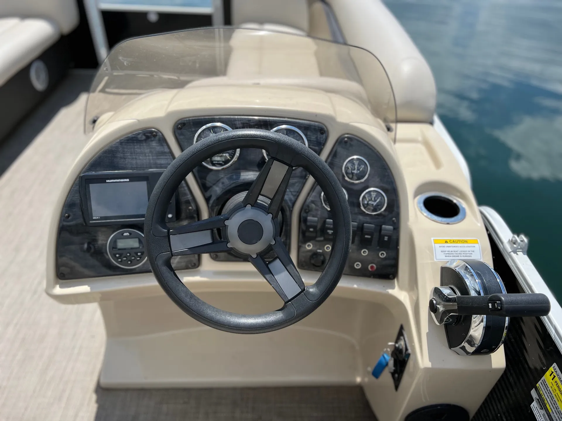 GODFREY MARINE SWEETWATER 200 in Madison, WI — photo 6