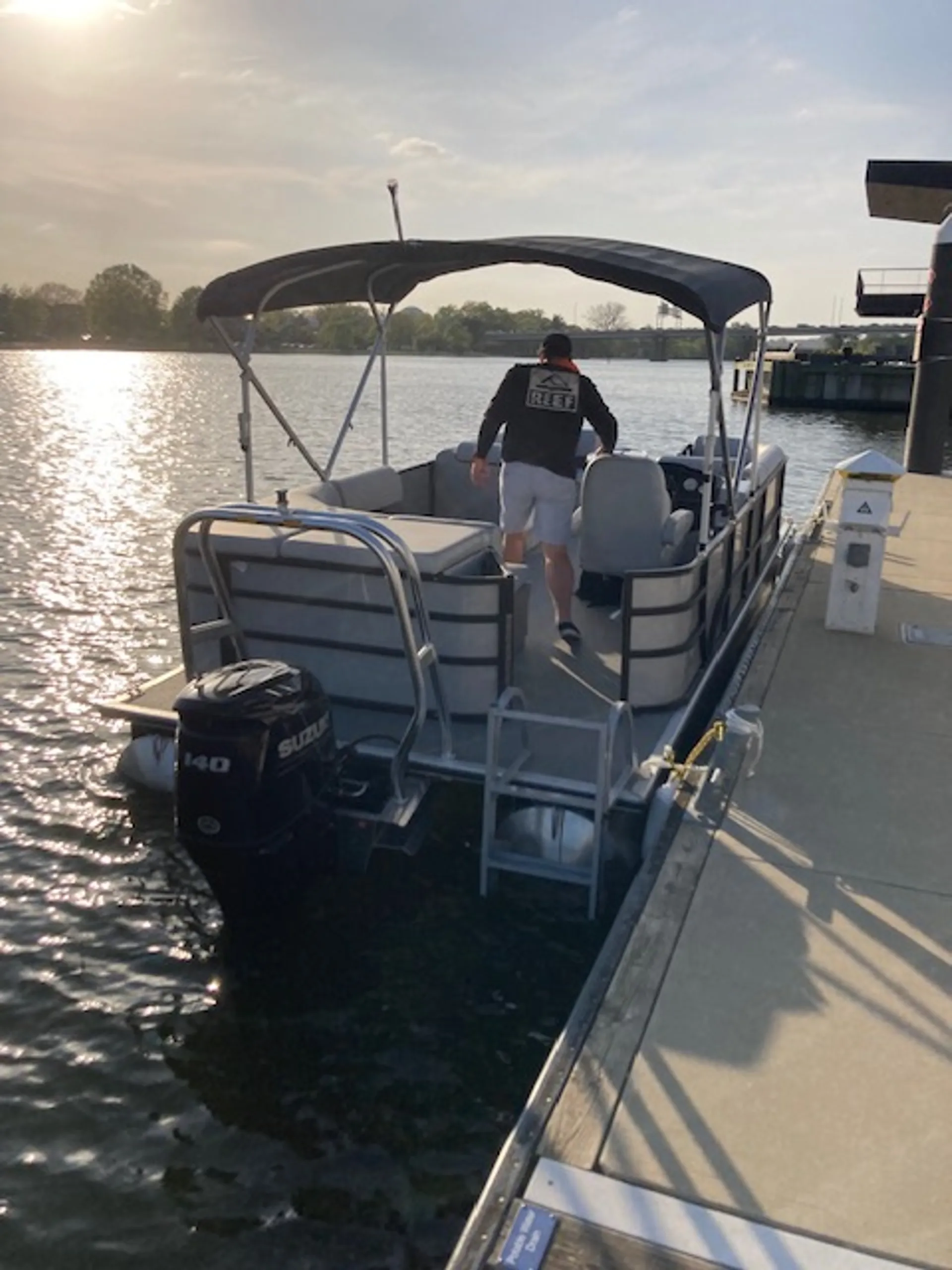 ENCORE BENTLEY BENTLEY ENCORE 220 CRUISE in Alexandria, VA — photo 3