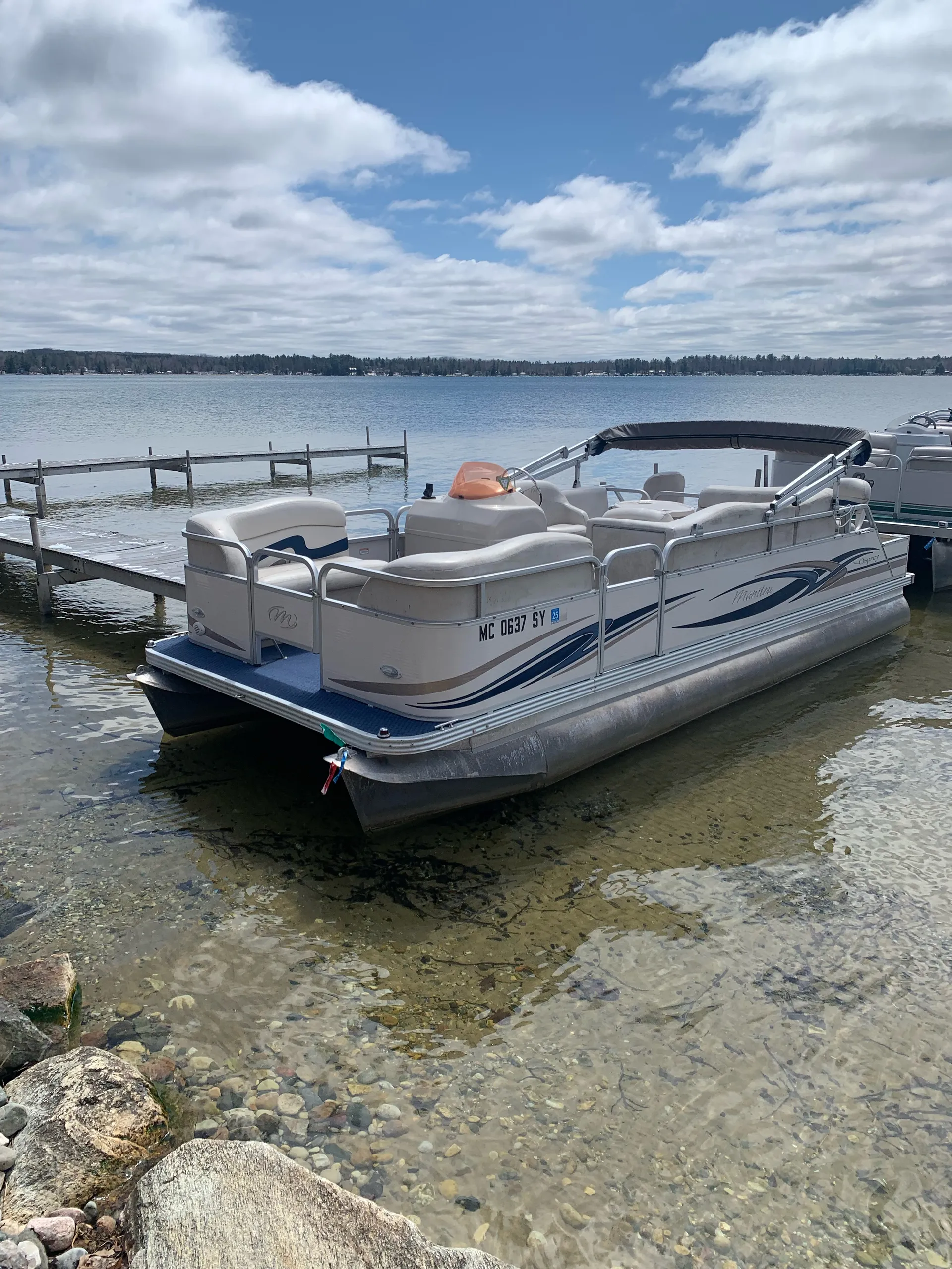 Manitou Pontoon 20 Osprey in Fife Lake, MI — photo 4