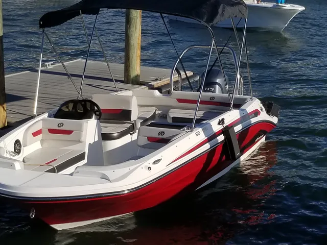 Rent a HURRICANE BOATS deck boat in Clearwater, FL near me