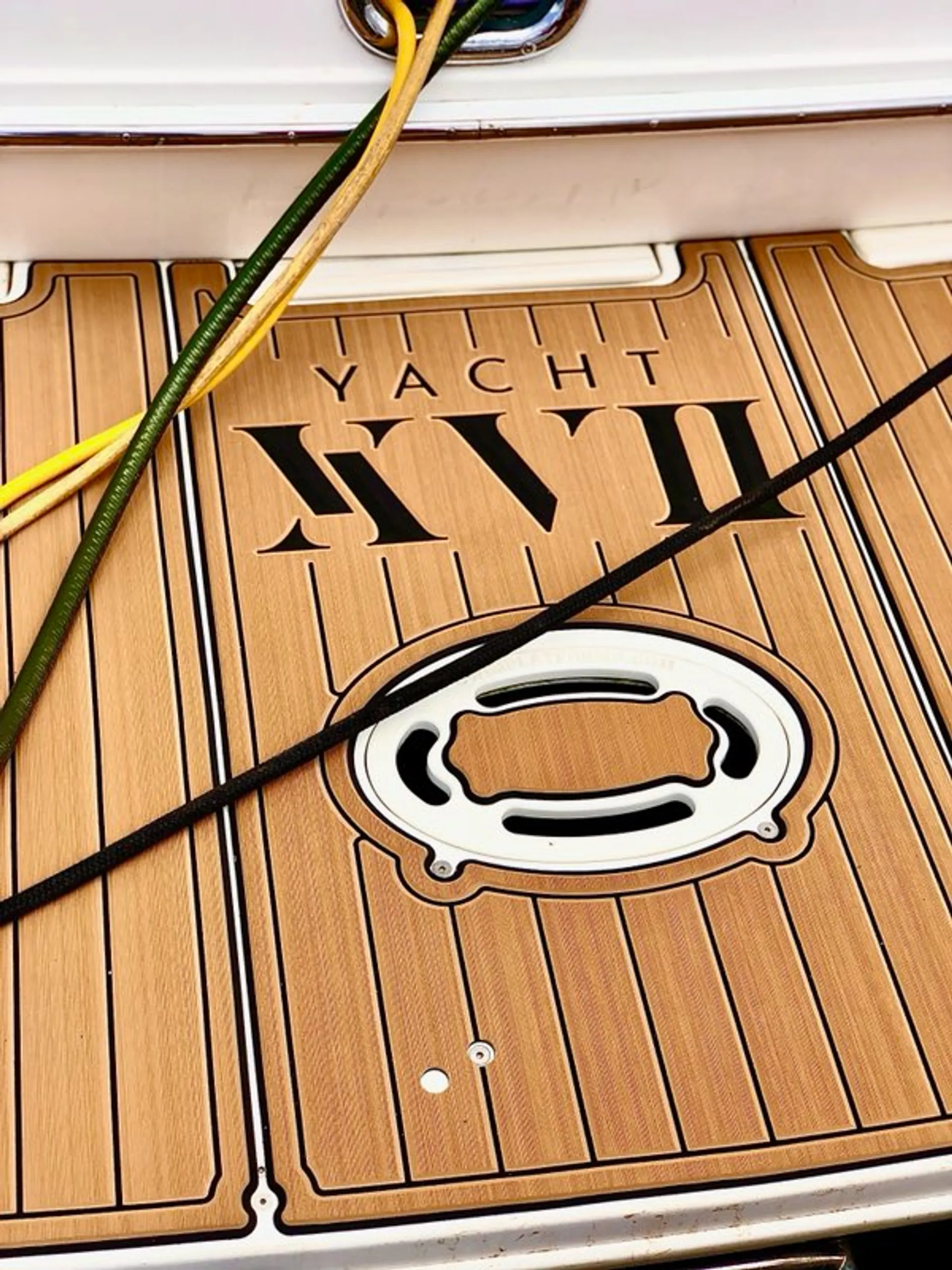 Sea Ray Boats 550 Sedan Bridge in Washington, DC — photo 6